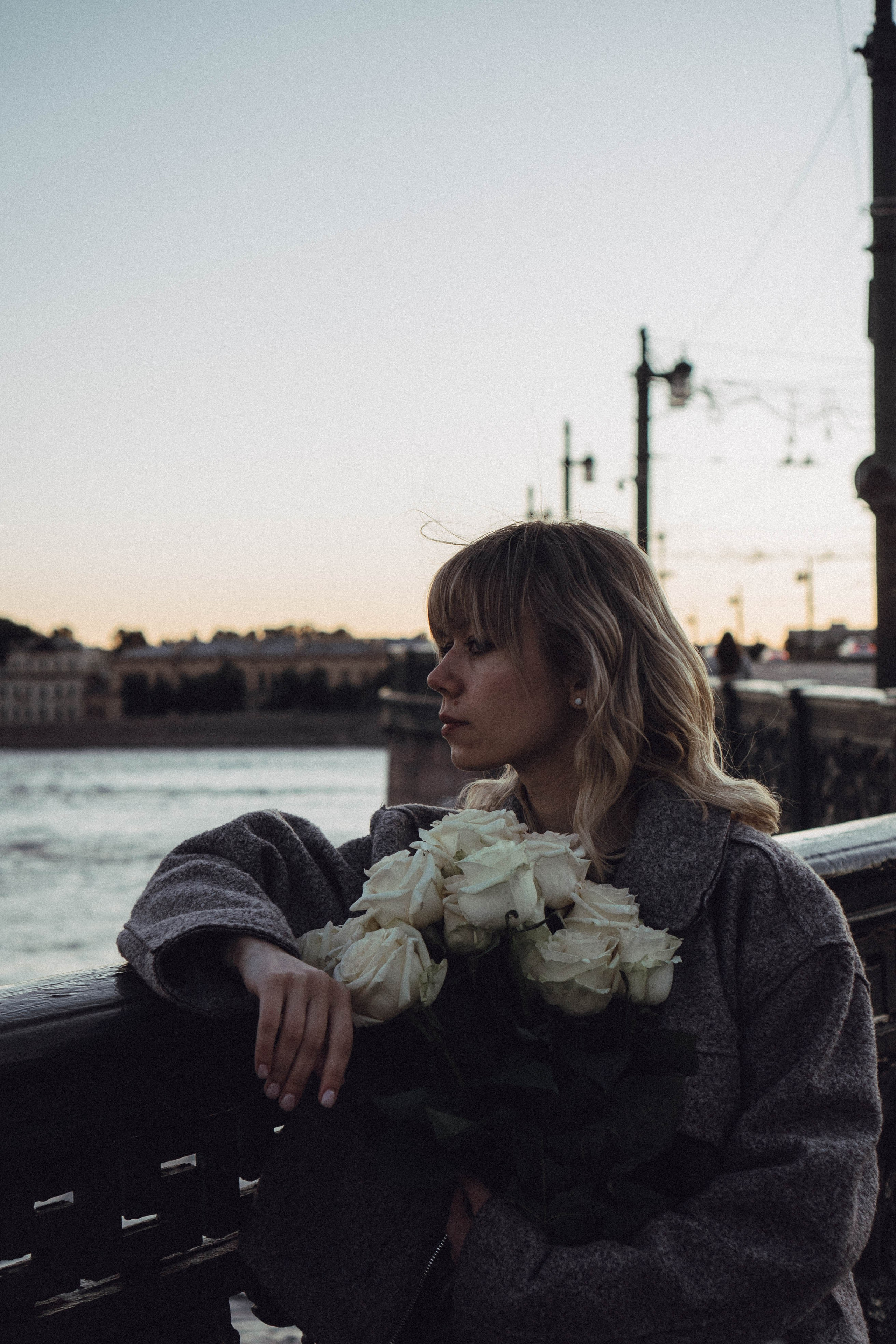 ПРОГУЛКА ПО ГОРОДУ В БЕЛЫЕ НОЧИ (другой вариант). Профессиональный фотограф, Санкт-Петербург — Виктория Богомолова
