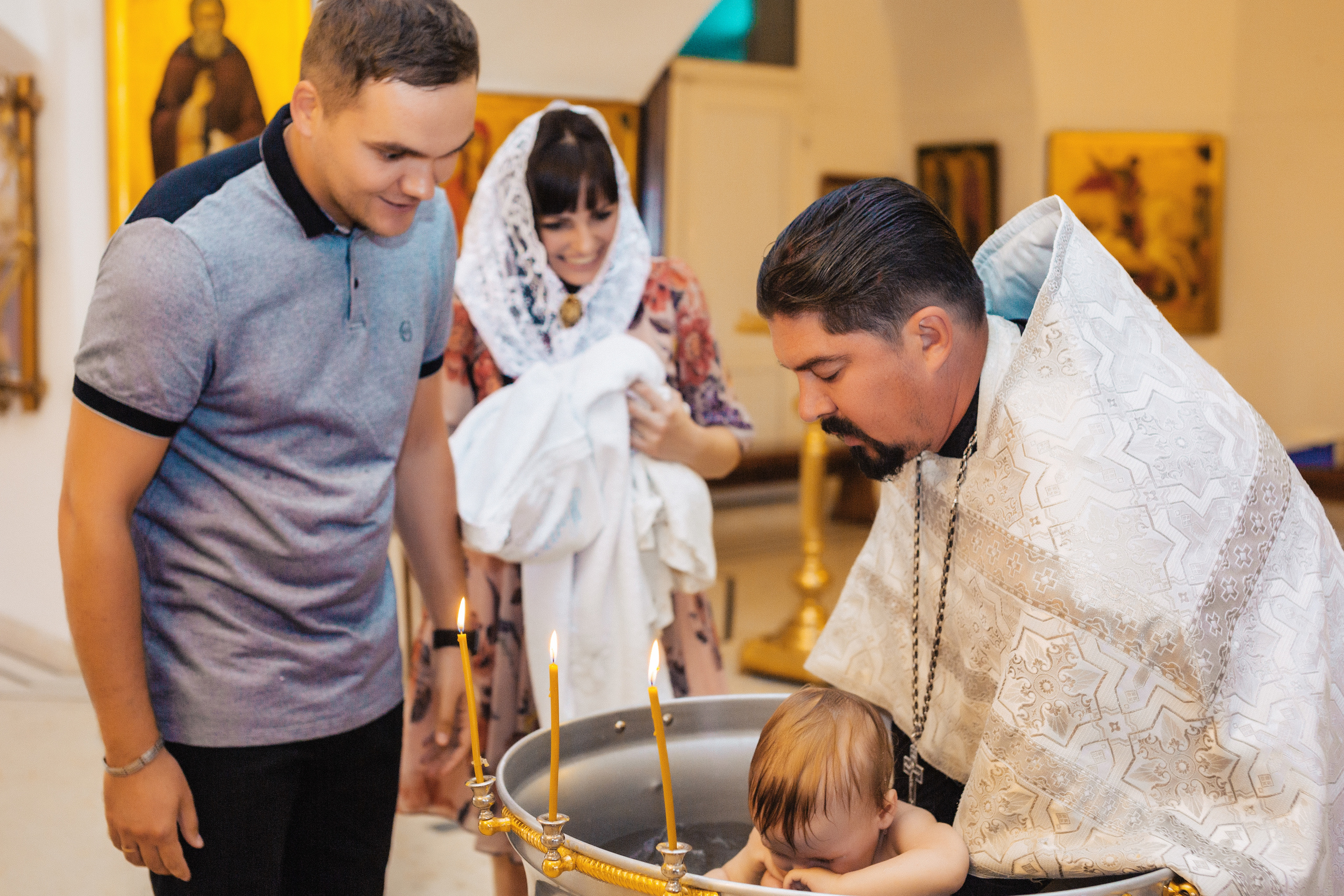 Таинство Крещения в Храме Рождества Христова. Свадебный и семейный фотограф/видеограф в Краснодаре Наталья Осинская