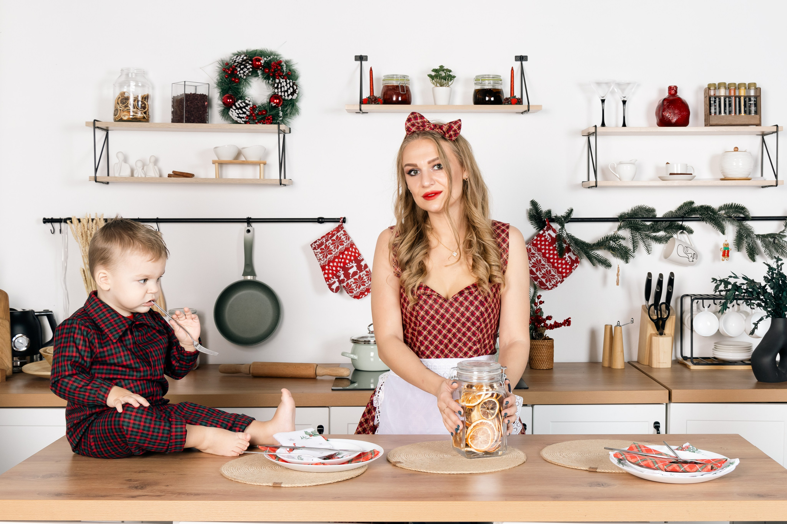 Студия. Photomantis