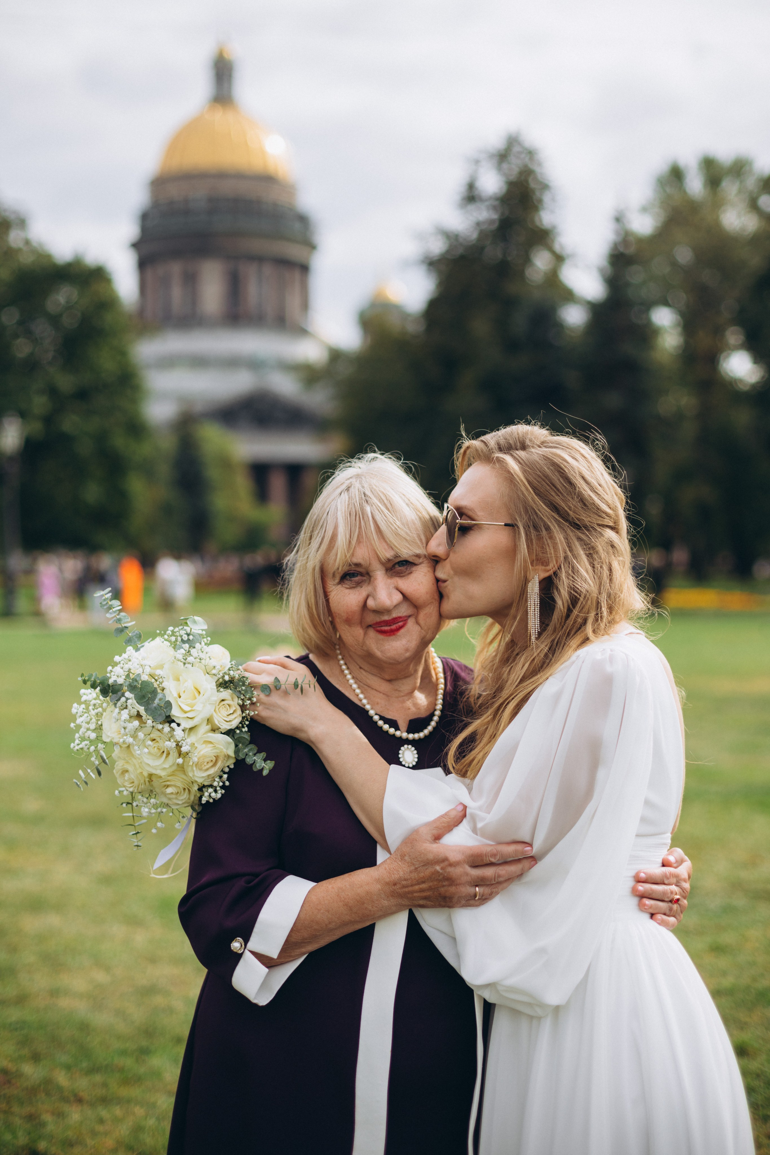 Фотографии 2023 года. Свадебный и семейный фотограф в Санкт-Петербурге Яцына Юрий. Видеоопер