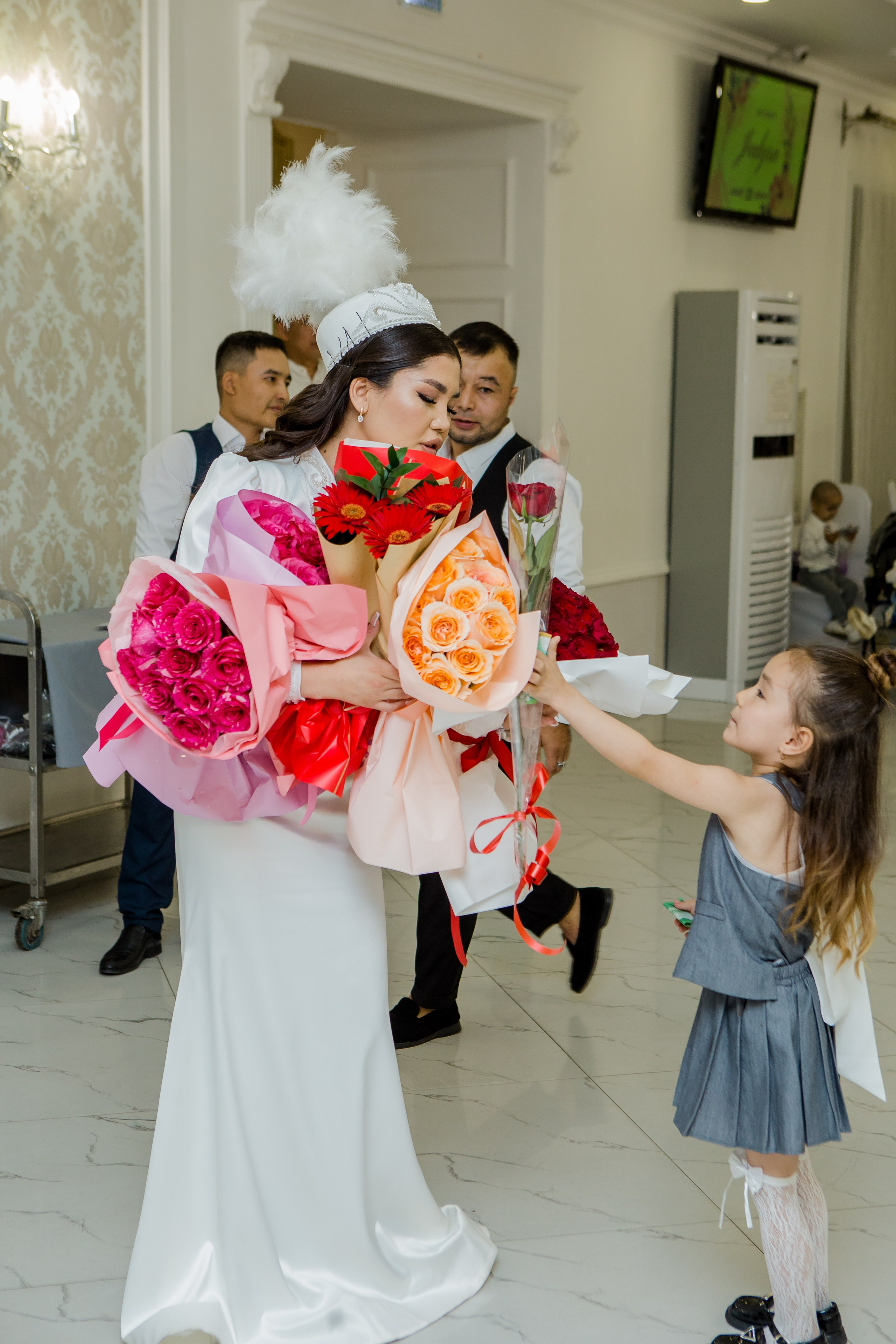 QYZ UZATU ZHADYRA. Свадебный и репортажный фотограф в Астане T.Yertay «Nomad media»