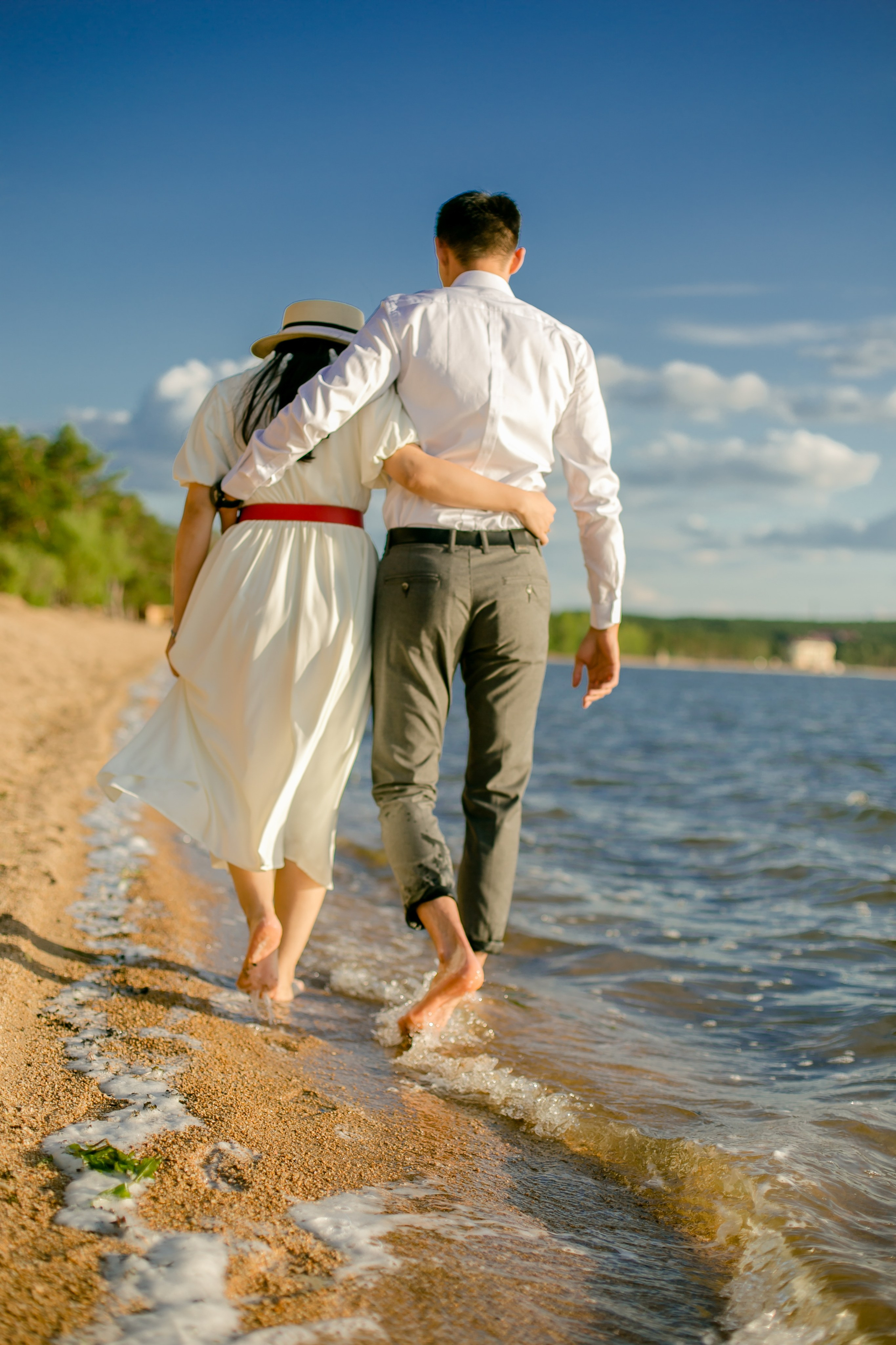 LOVE STORY. Nomad media