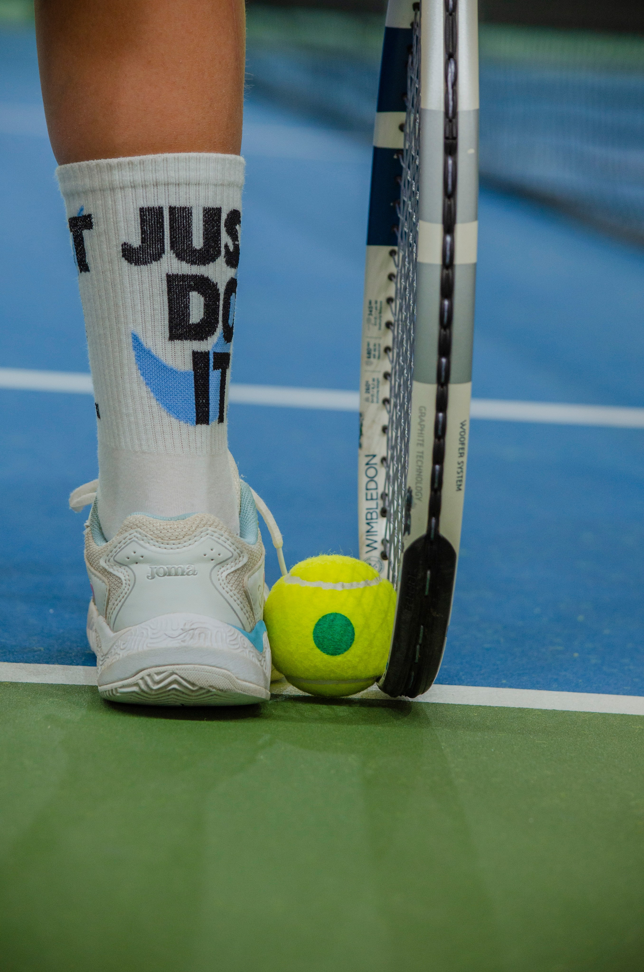 Золотая подача🎾. Свет, камера, улыбка!