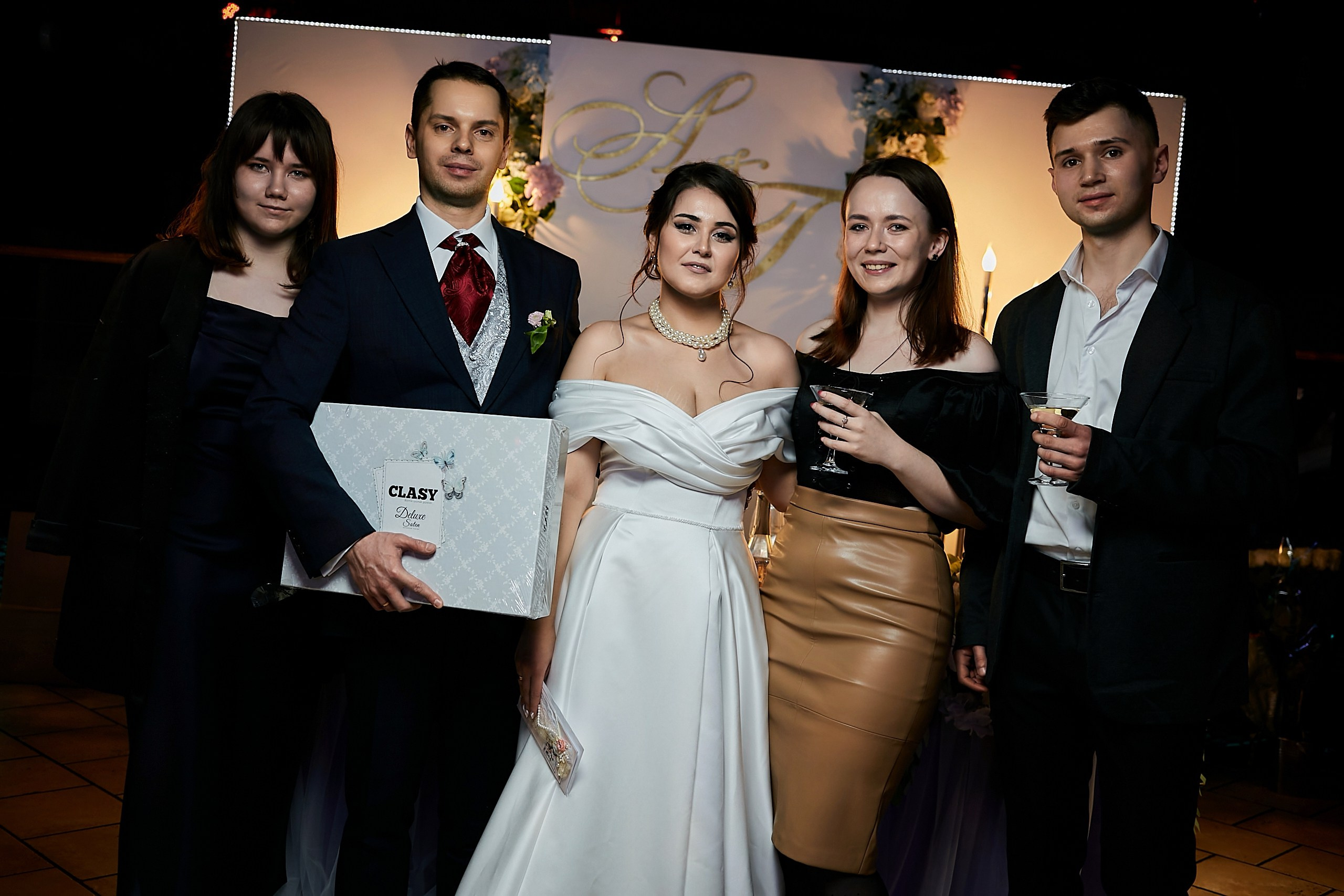 Антон & Гульназ. Фотограф и Видеограф в Москве. Олег Корушев