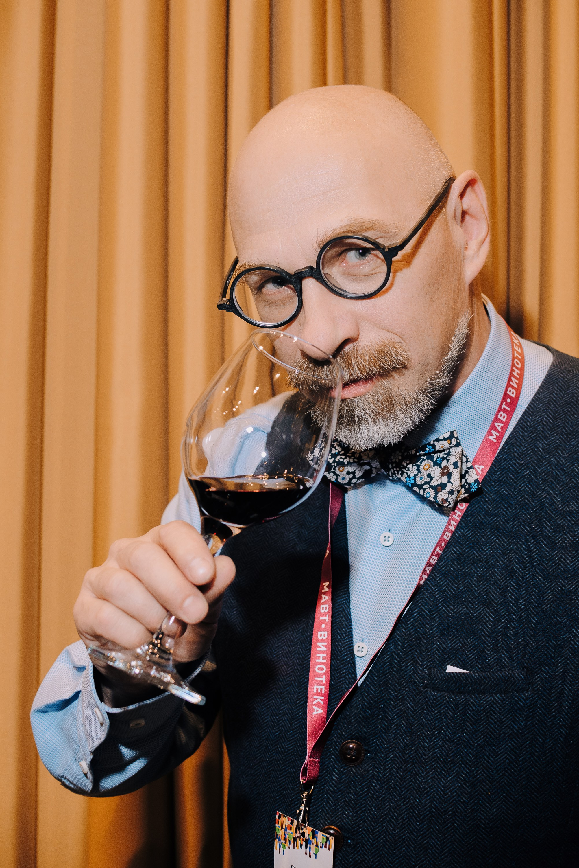 ФЕСТИВАЛЬ ВИНА И КРЕПКИХ НАПИТКОВ МАВТ-ВИНОТЕКА. Репортажный фотограф Зуев Роман г. Челябинск