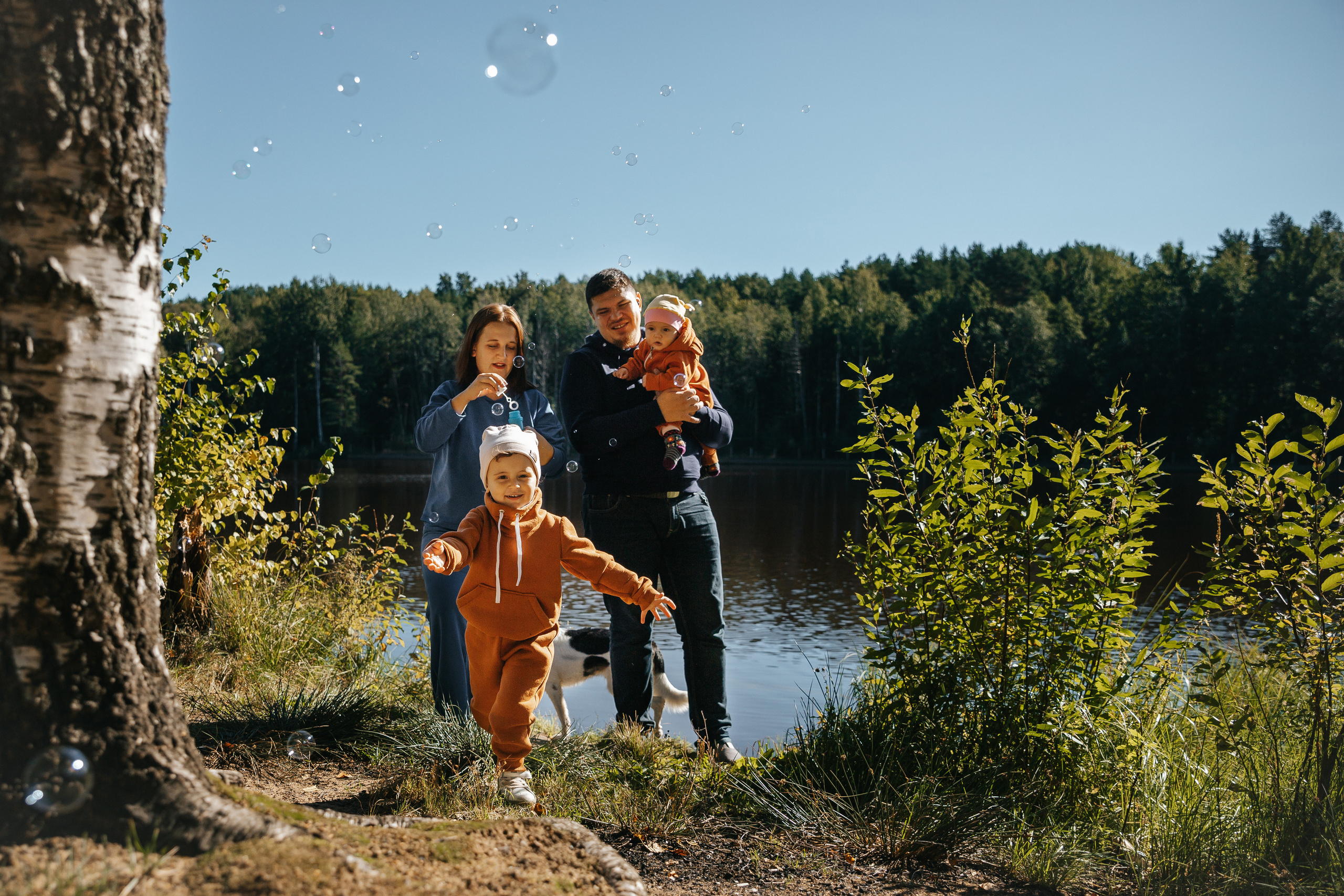 Серёжа, Настя, Василиса и Алёна. Первая семейная фотосессия. Семейный lifestyle фотограф в Санкт-Петербурге Людмила Пахомова