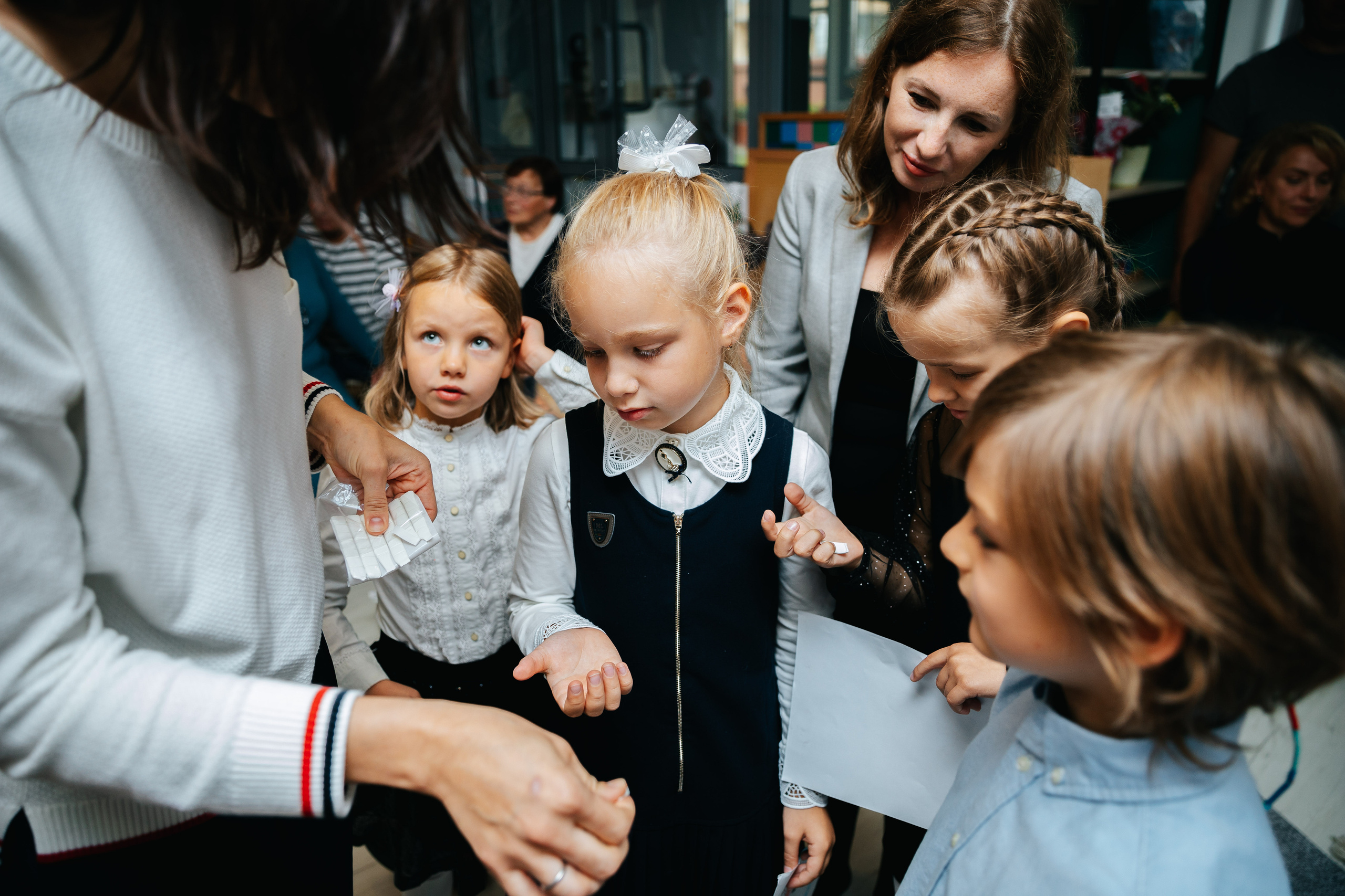 Первый звонок в школе «Монтессори Азбука». Семейный lifestyle фотограф в Санкт-Петербурге Людмила Пахомова