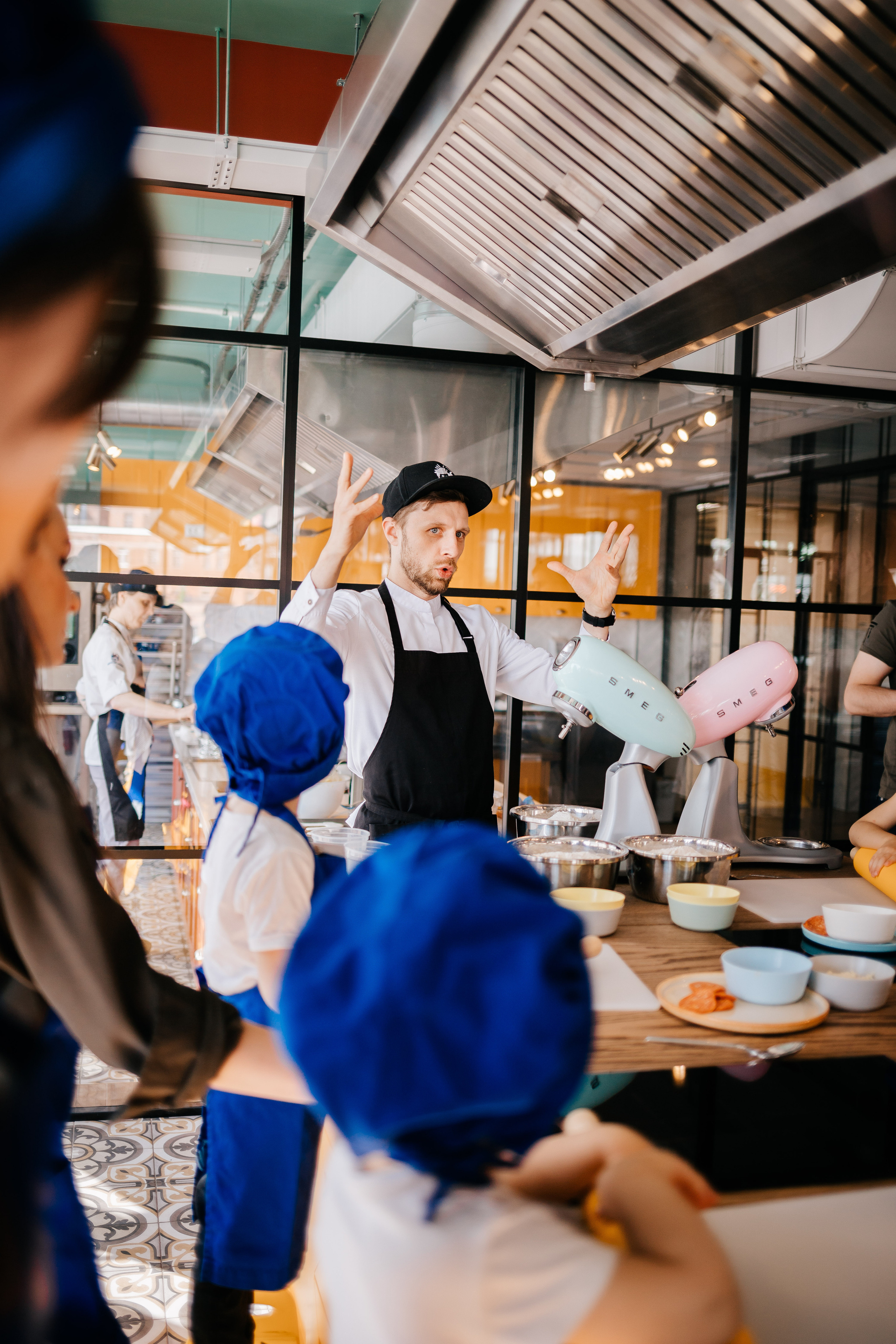 Ресторан «Дети на Кухне». Оскару 4 года. Семейный lifestyle фотограф в Санкт-Петербурге Людмила Пахомова