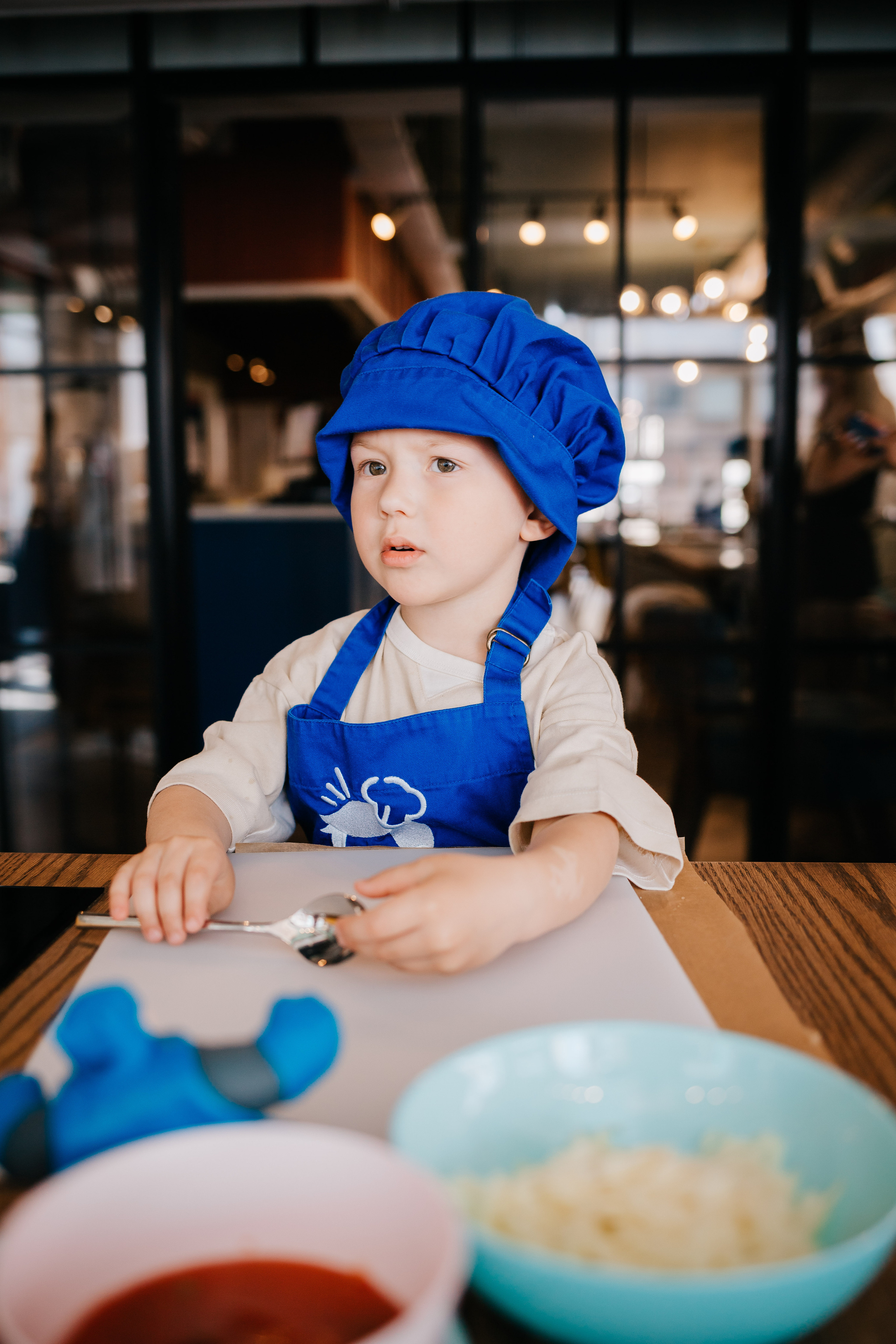 Ресторан «Дети на Кухне». Оскару 4 года. Семейный lifestyle фотограф в Санкт-Петербурге Людмила Пахомова