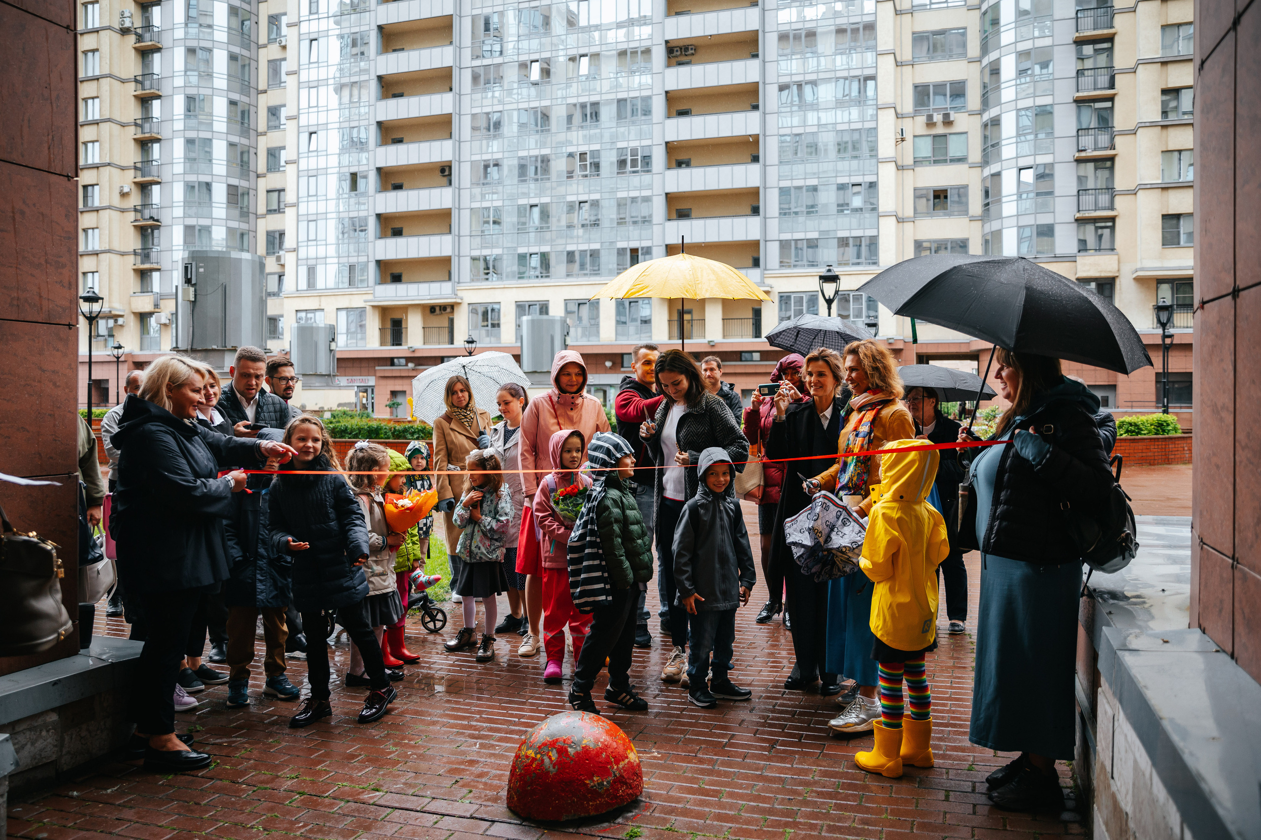 Первый звонок в школе «Монтессори Азбука». Семейный lifestyle фотограф в Санкт-Петербурге Людмила Пахомова