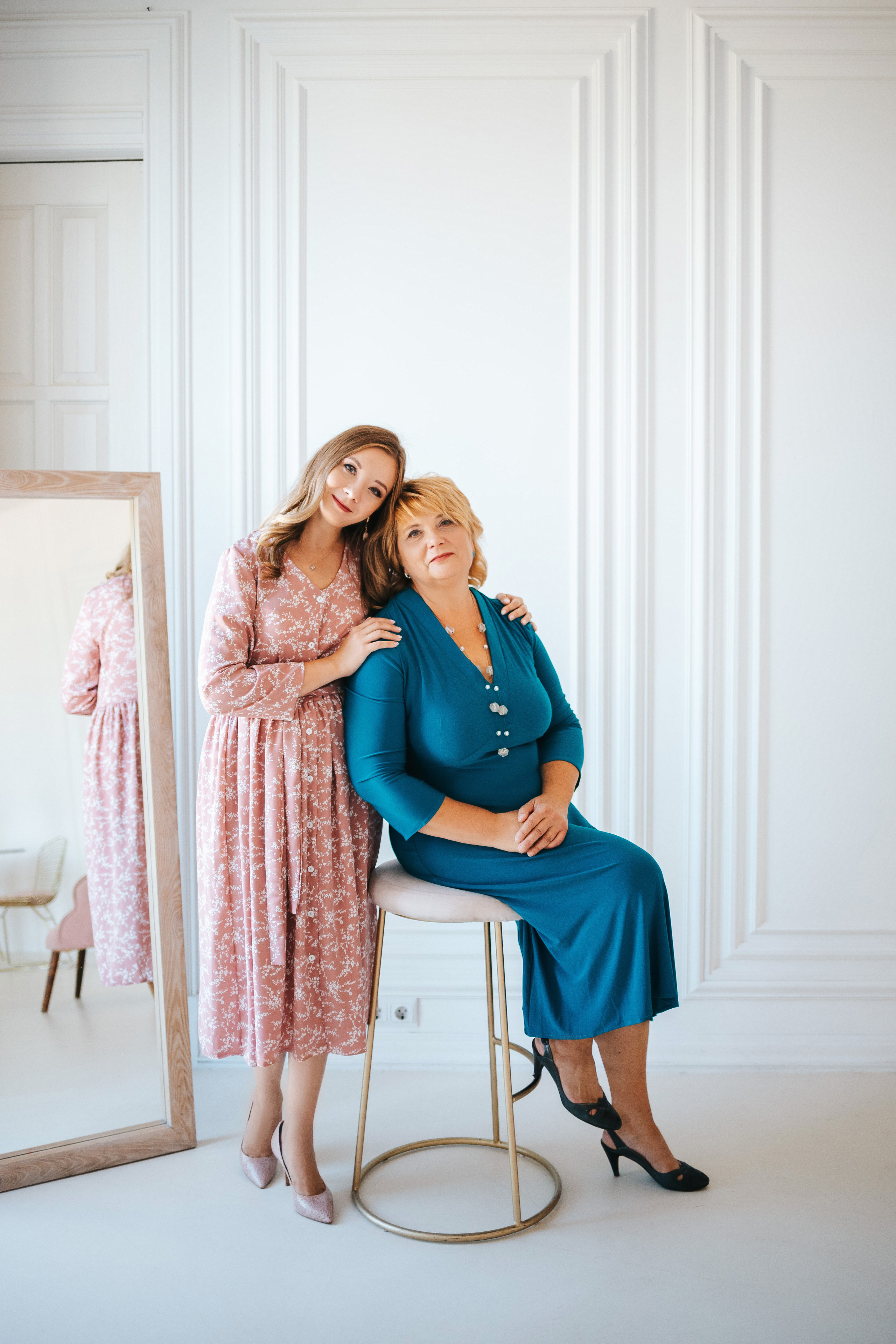 Взрослые родители и взрослые дочери. Семейный lifestyle фотограф в Санкт-Петербурге Людмила Пахомова