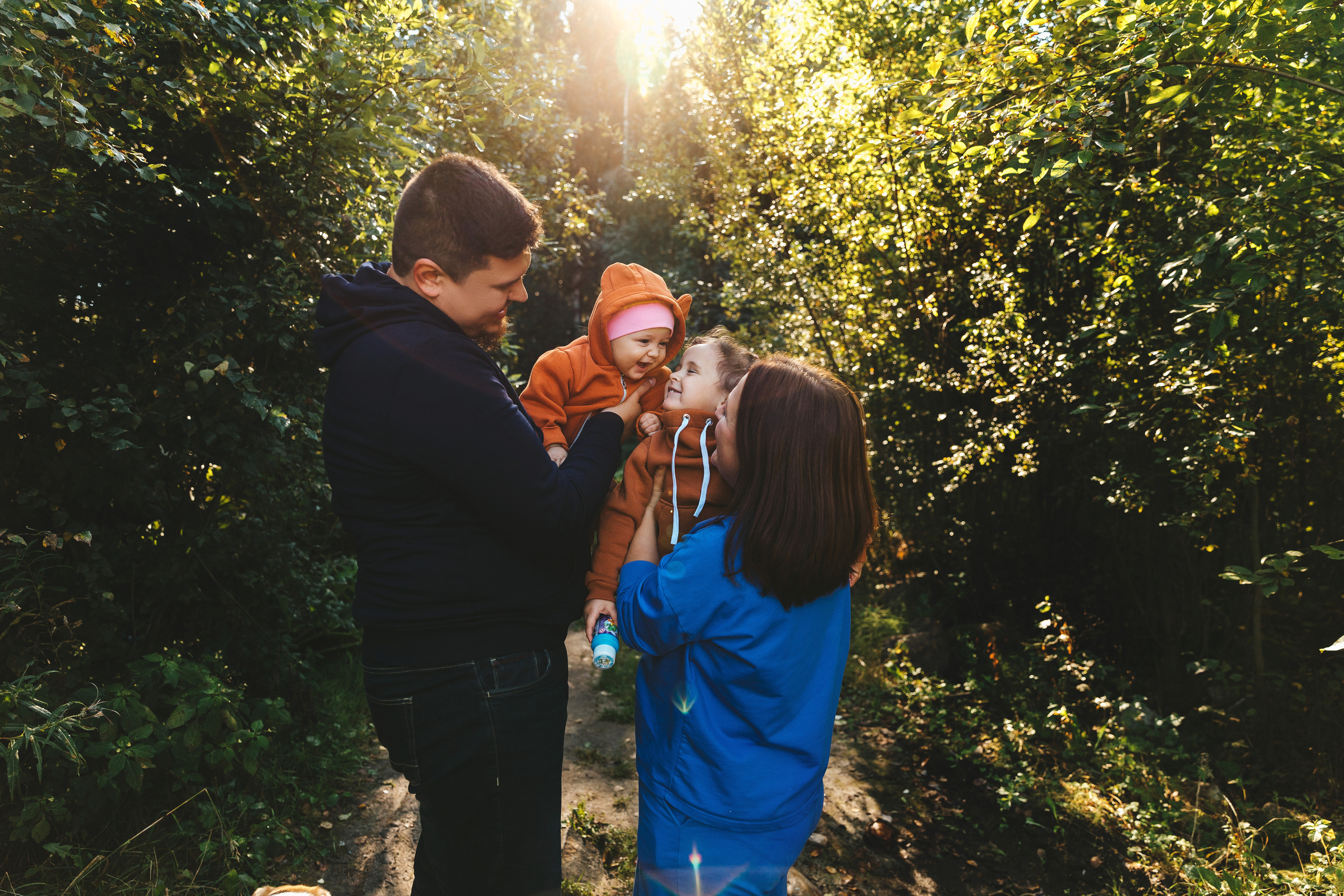 Сергей, Анастасия, Василиса и Алёна. Семейный lifestyle фотограф в Санкт-Петербурге Людмила Пахомова