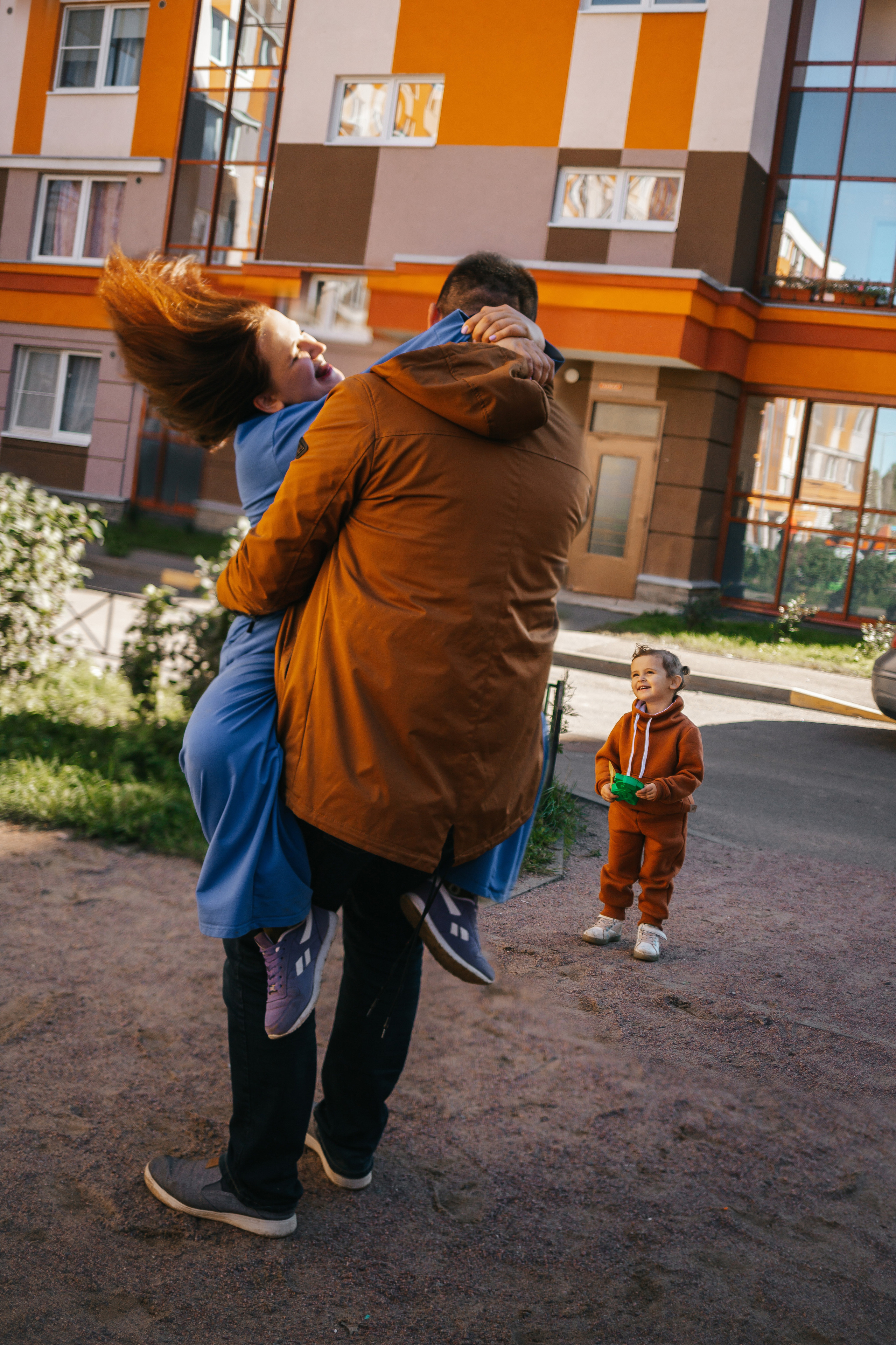 Серёжа, Настя, Василиса и Алёна. Первая семейная фотосессия. Семейный lifestyle фотограф в Санкт-Петербурге Людмила Пахомова