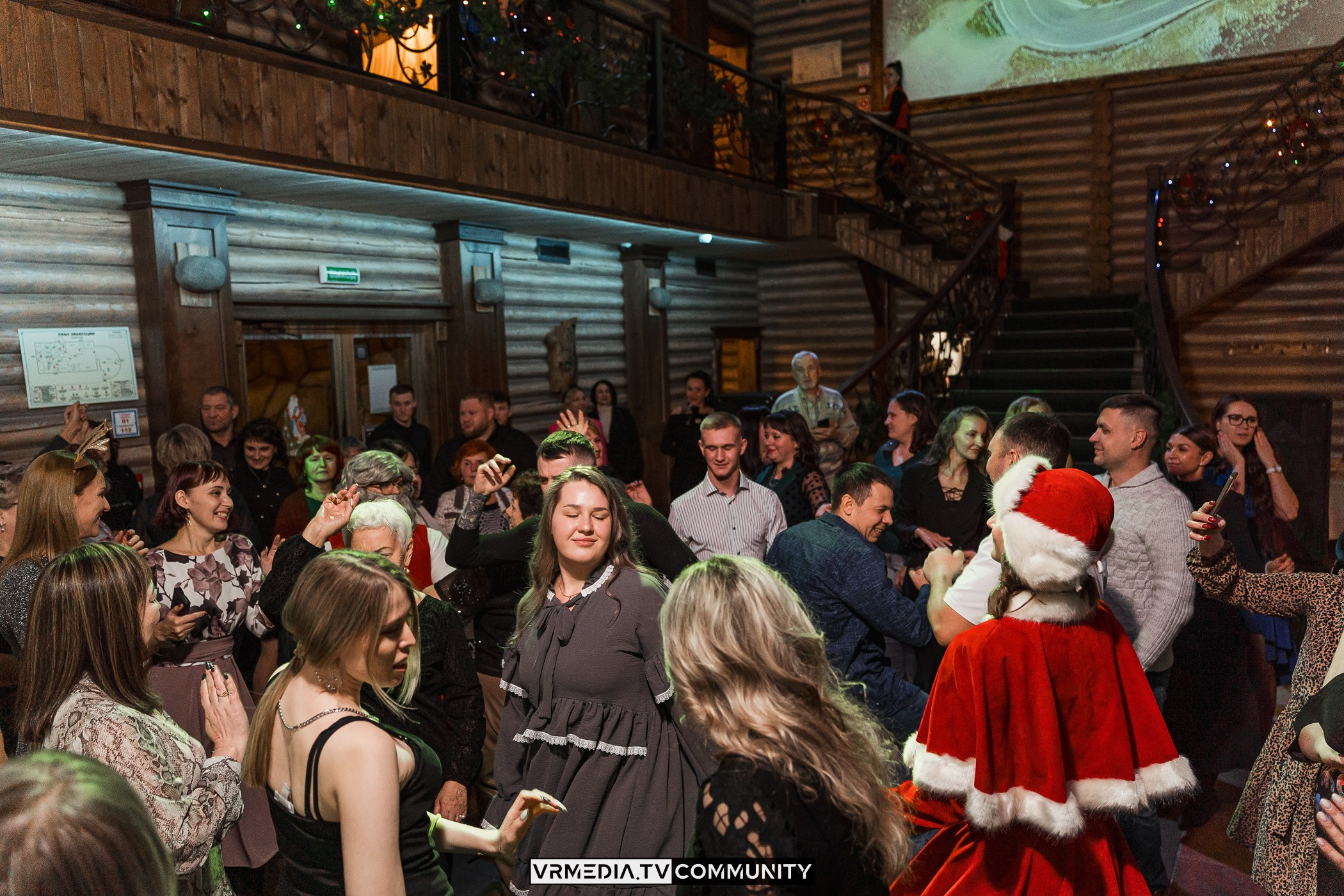 Новогодний вечер у «Петровича»