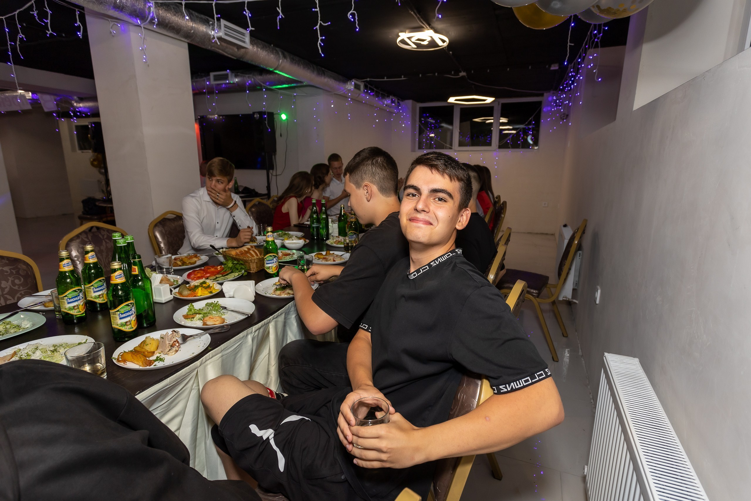 Вручение аттестата и выпускной вечер. Выпускные альбомы Майкоп, Краснодар Елена Золотарева