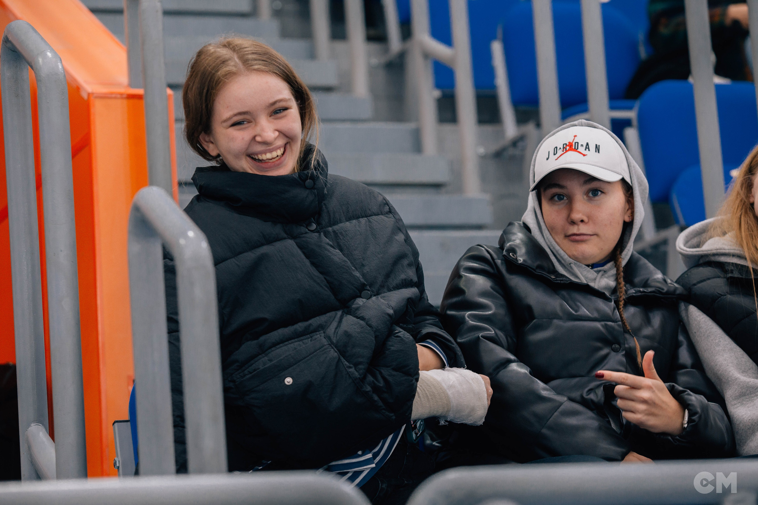 Чемпионат Студенческой спортивной лиги. Ковалёв хоккея с мячом. Репортажный фотограф в Иркутске — Ярослав Ковалёв
