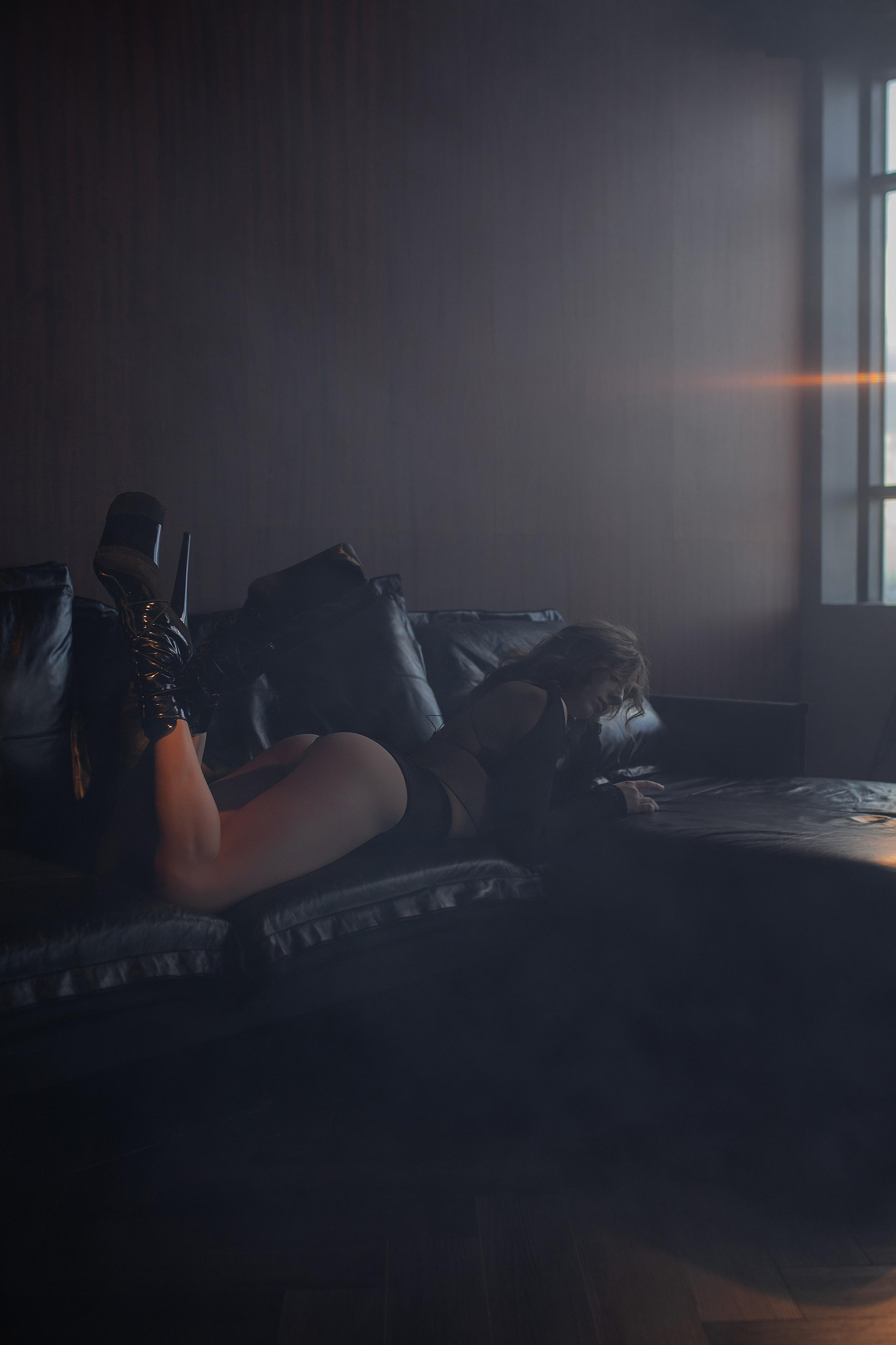 In The Dark. Лиза Бродская — фотограф в Москве