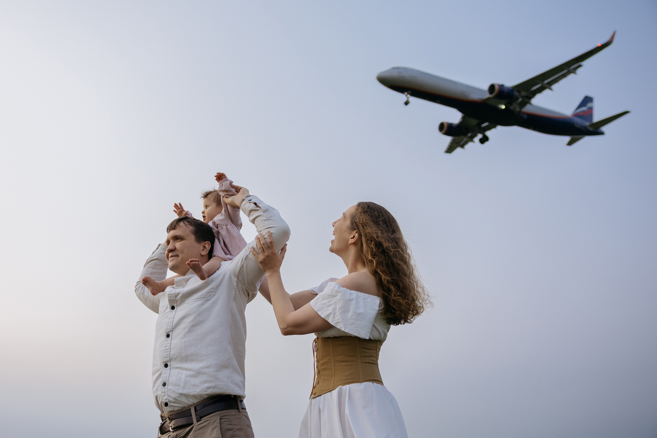 Песни и самолеты. Свадебный фотограф в Москве Полина Лелетко