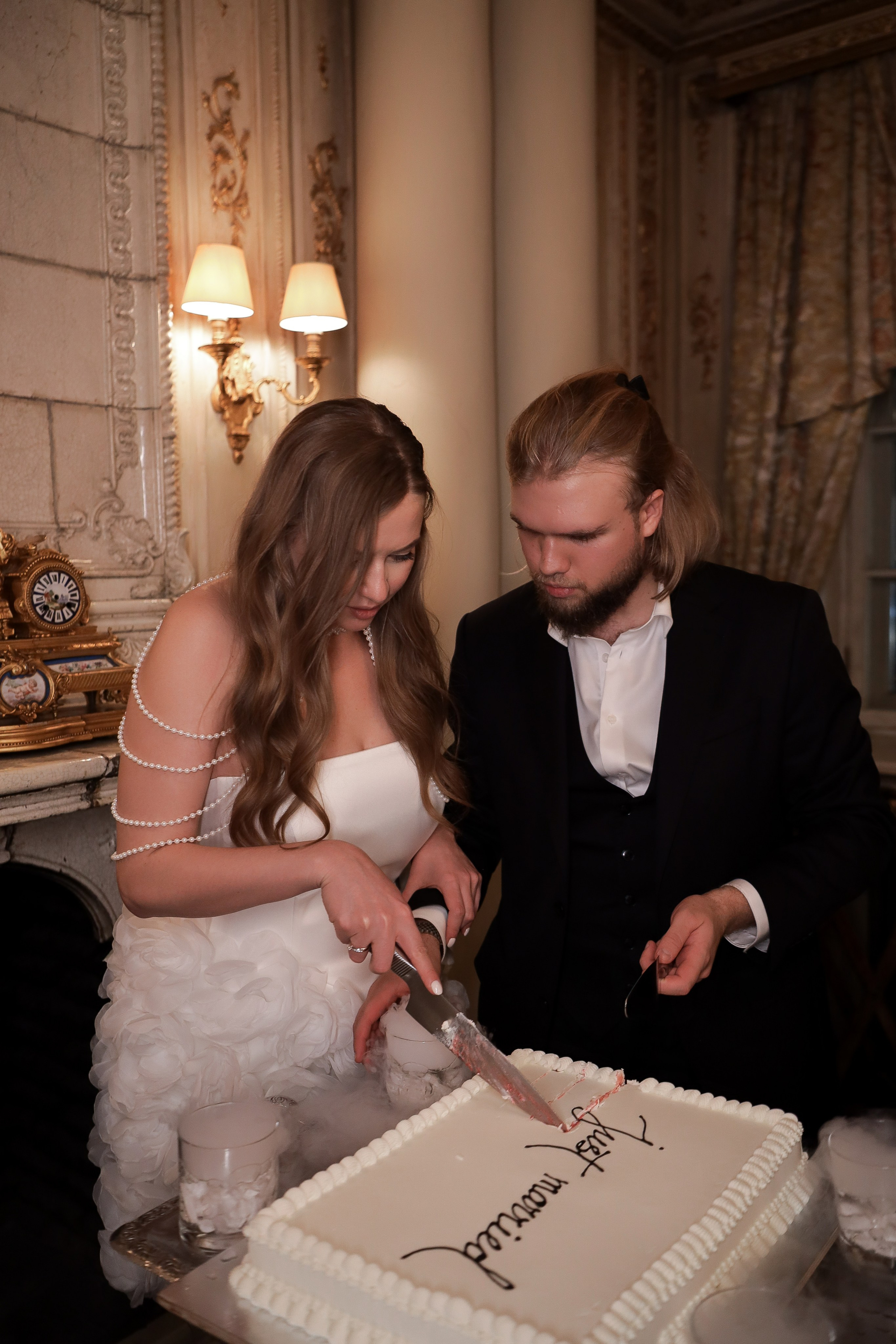 Максим и Анна | Кафе Пушкин. Свадебный фотограф Москва