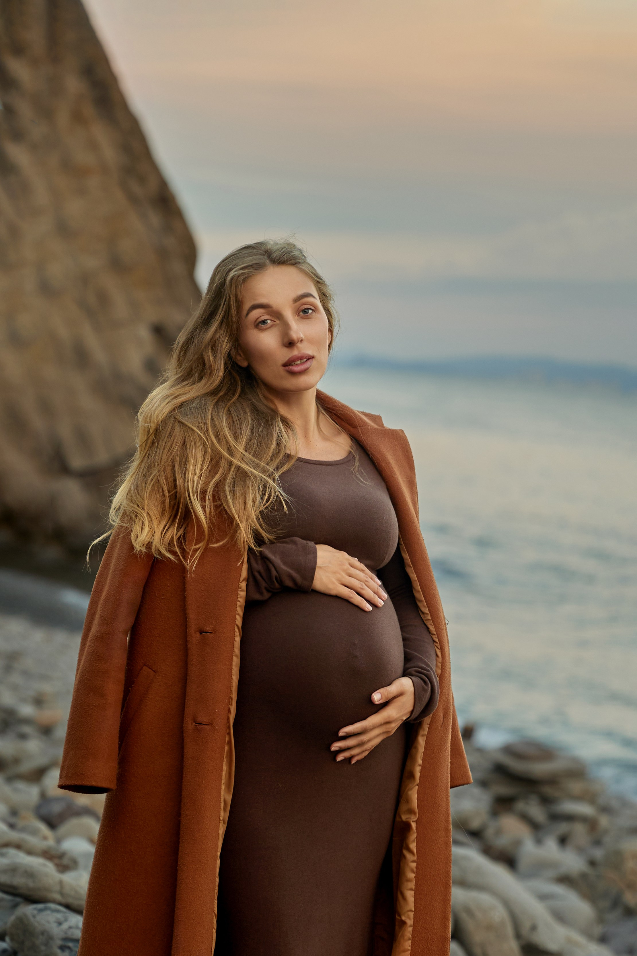 Марина с семьей. Фотограф женского портрета, беременности и материнства Харькова Елена