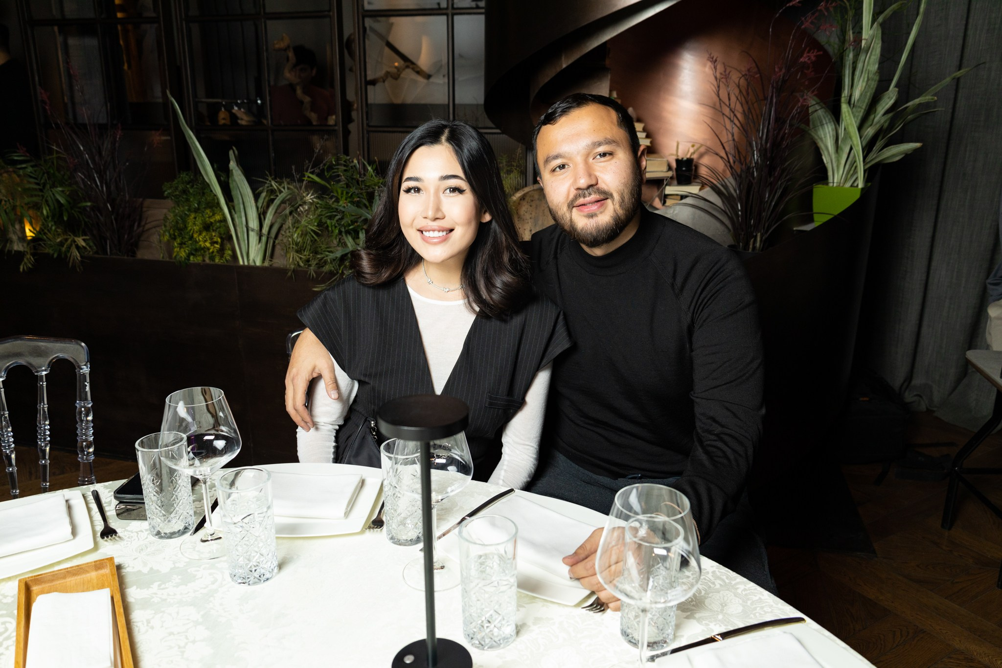 Свадебный фотограф Алматы, фотограф мероприятий Алматы, индивидуальная сьемка, парная сьемка, портретная сьемка