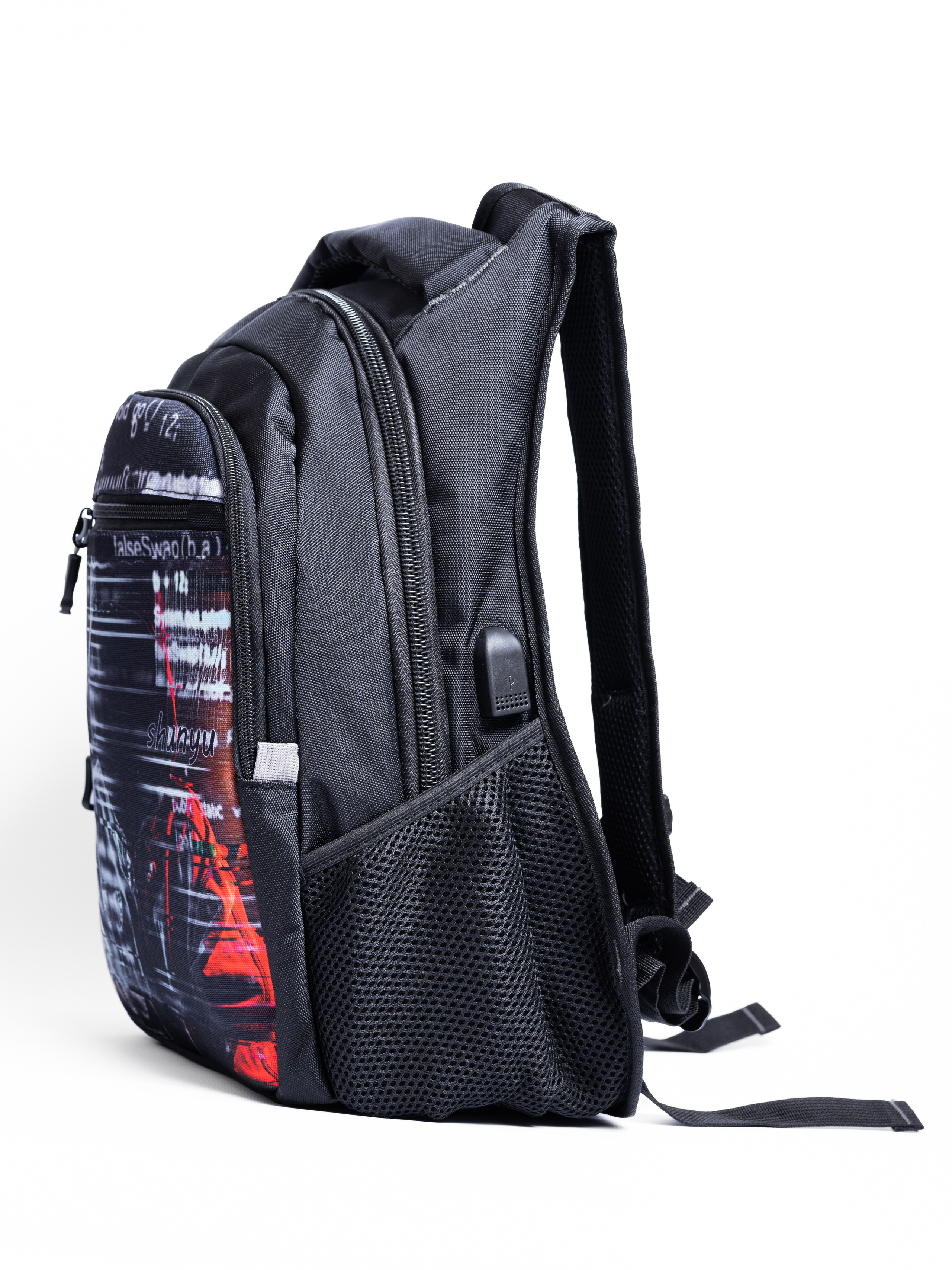 Рюкзаки. Предметный фотограф, фото для маркетплейсов Пятигорск, КМВ