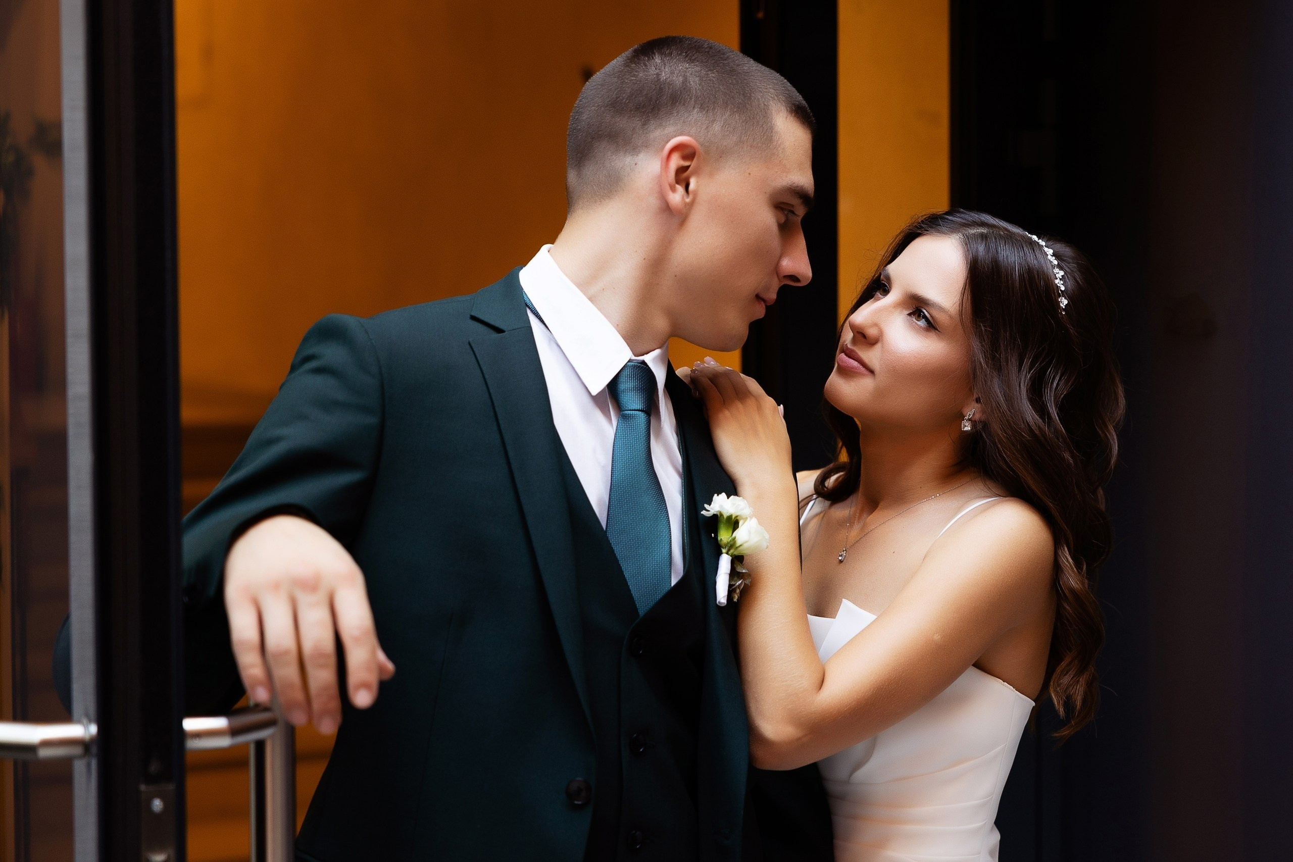 Виктория и Максим. Свадебный, семейный и школьный фотограф в Кургане