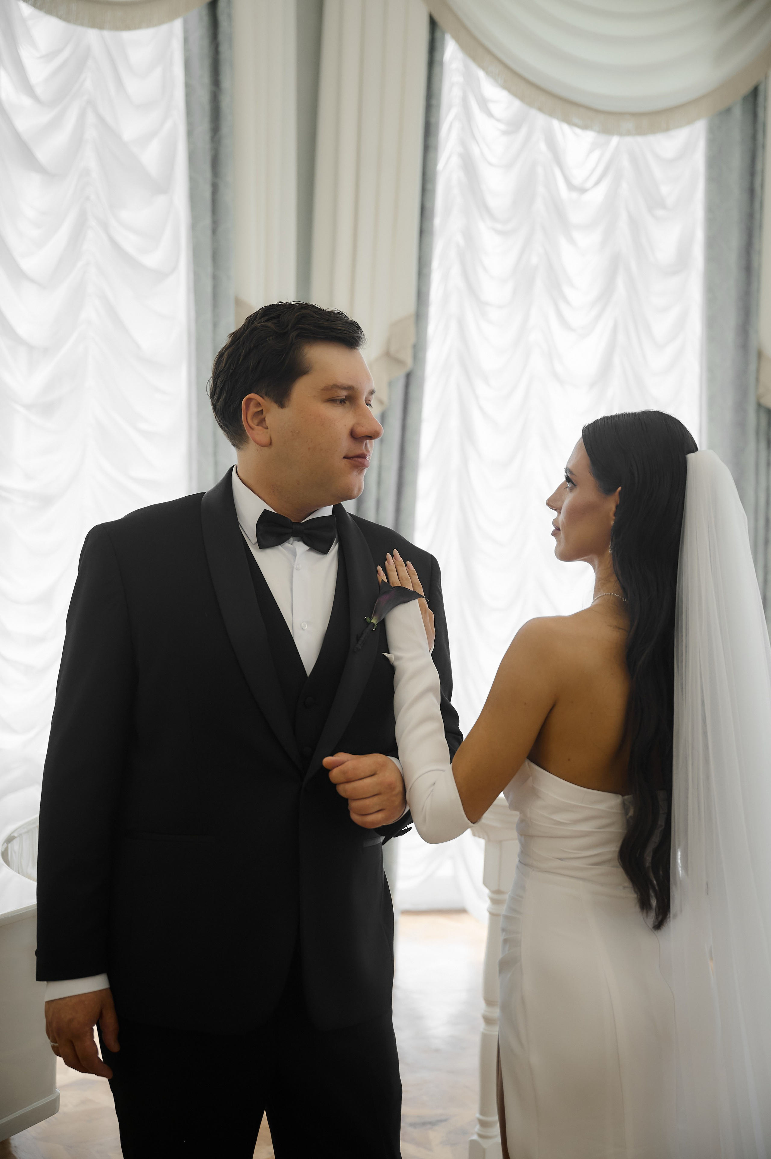 Свадебная прогулка в Богородицке. Свадебный фотограф в Туле Никита Беляев