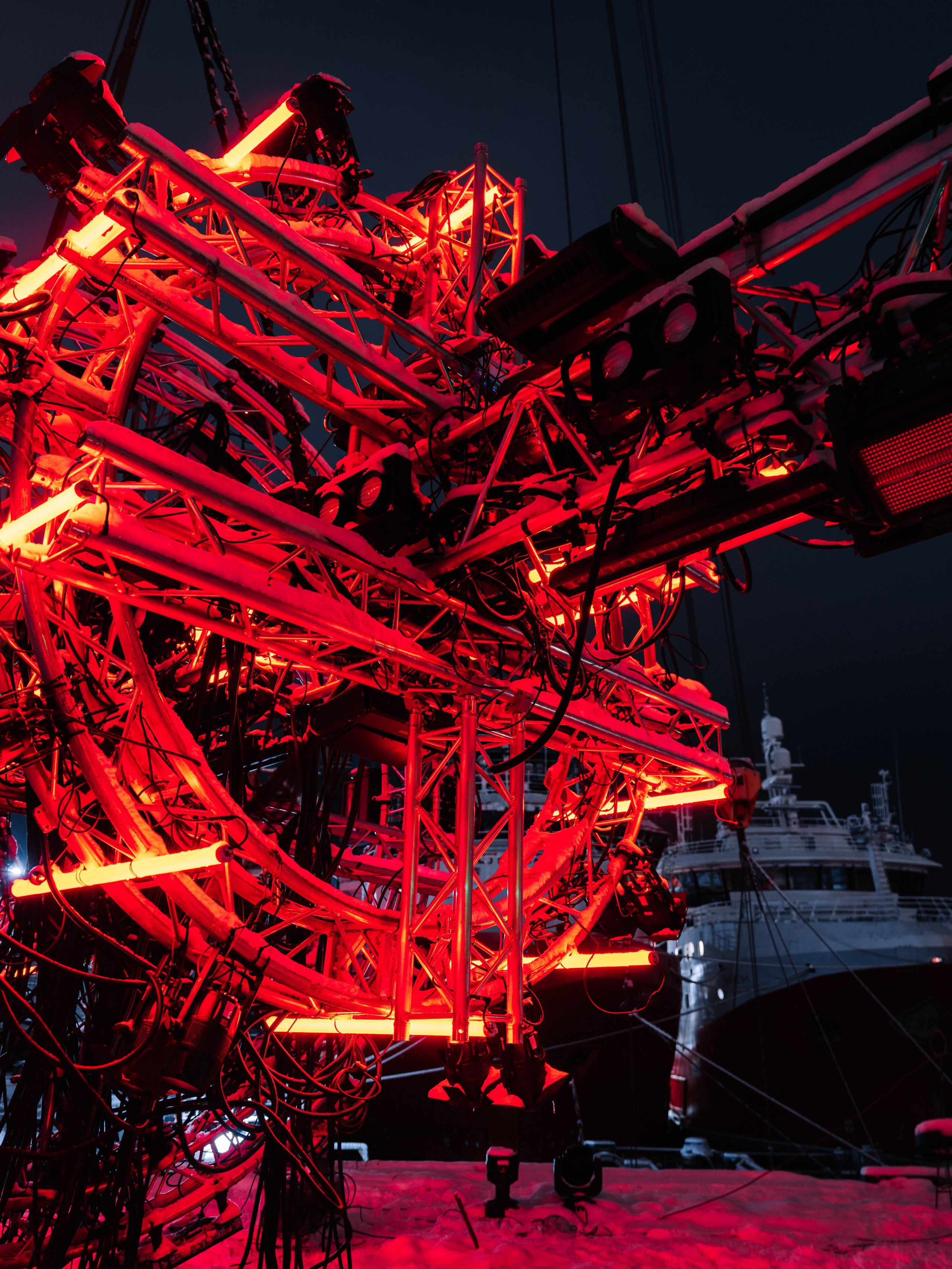 PANTERRA, POSTHUMAN ARTEFACT 003. @tomrus: Рустам Шагиморданов — фотограф