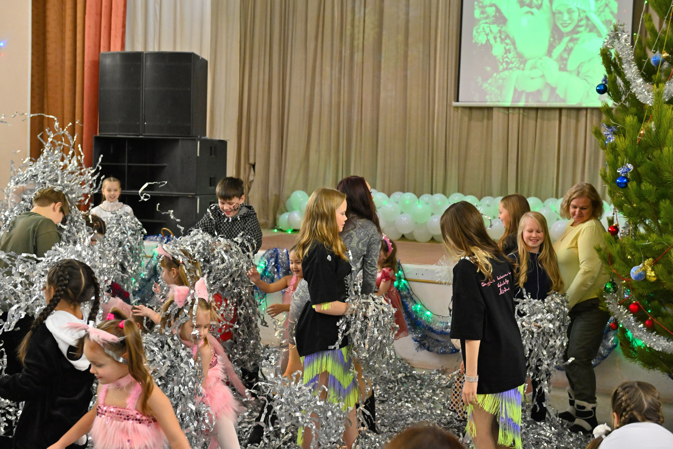 2025-12-14 Танцы. Снежинск фото Андрианов