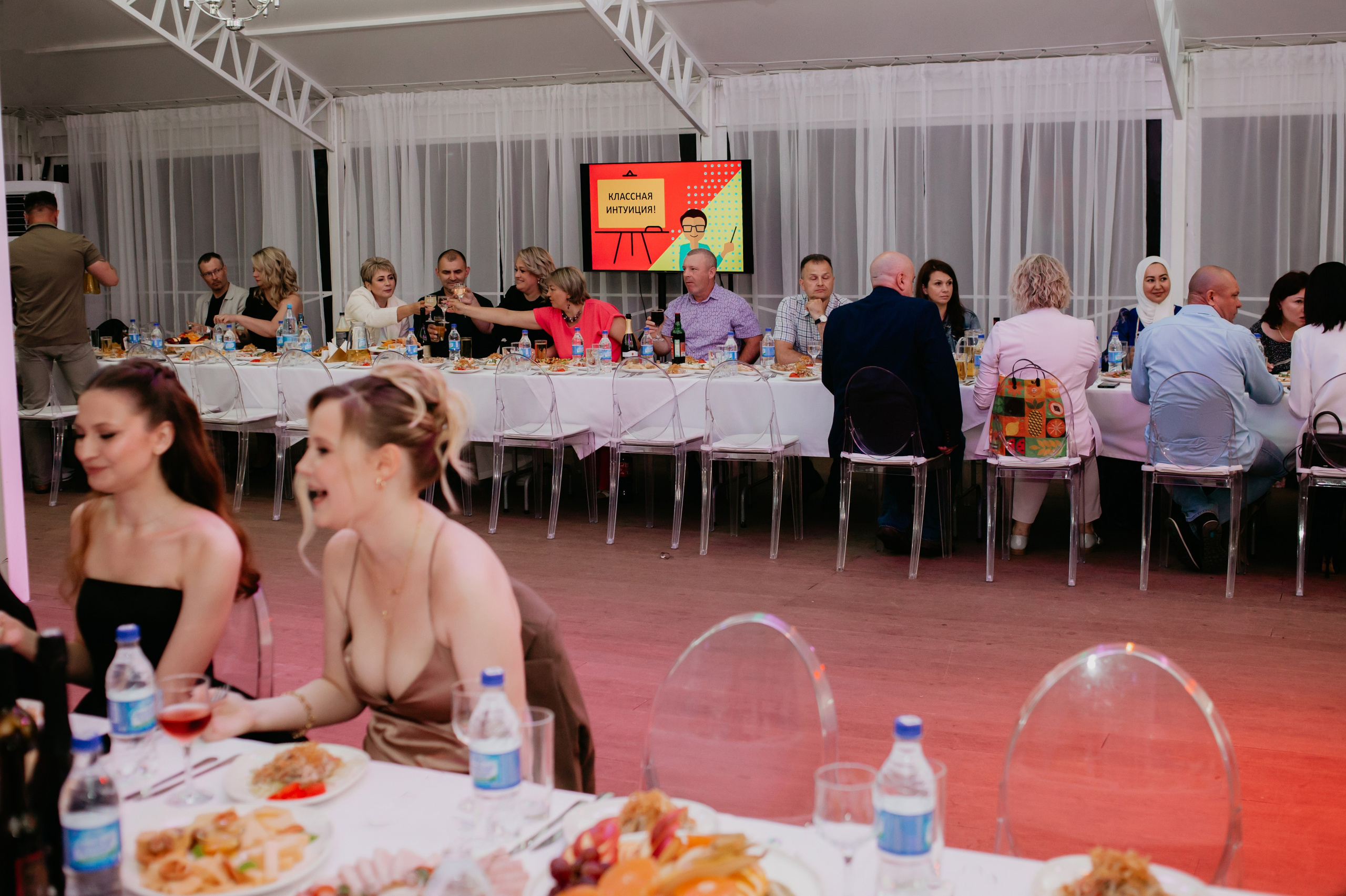 Выпускной 2025 (41 школа) 11 класс. Фотограф в Челябинске Ополихина Анна