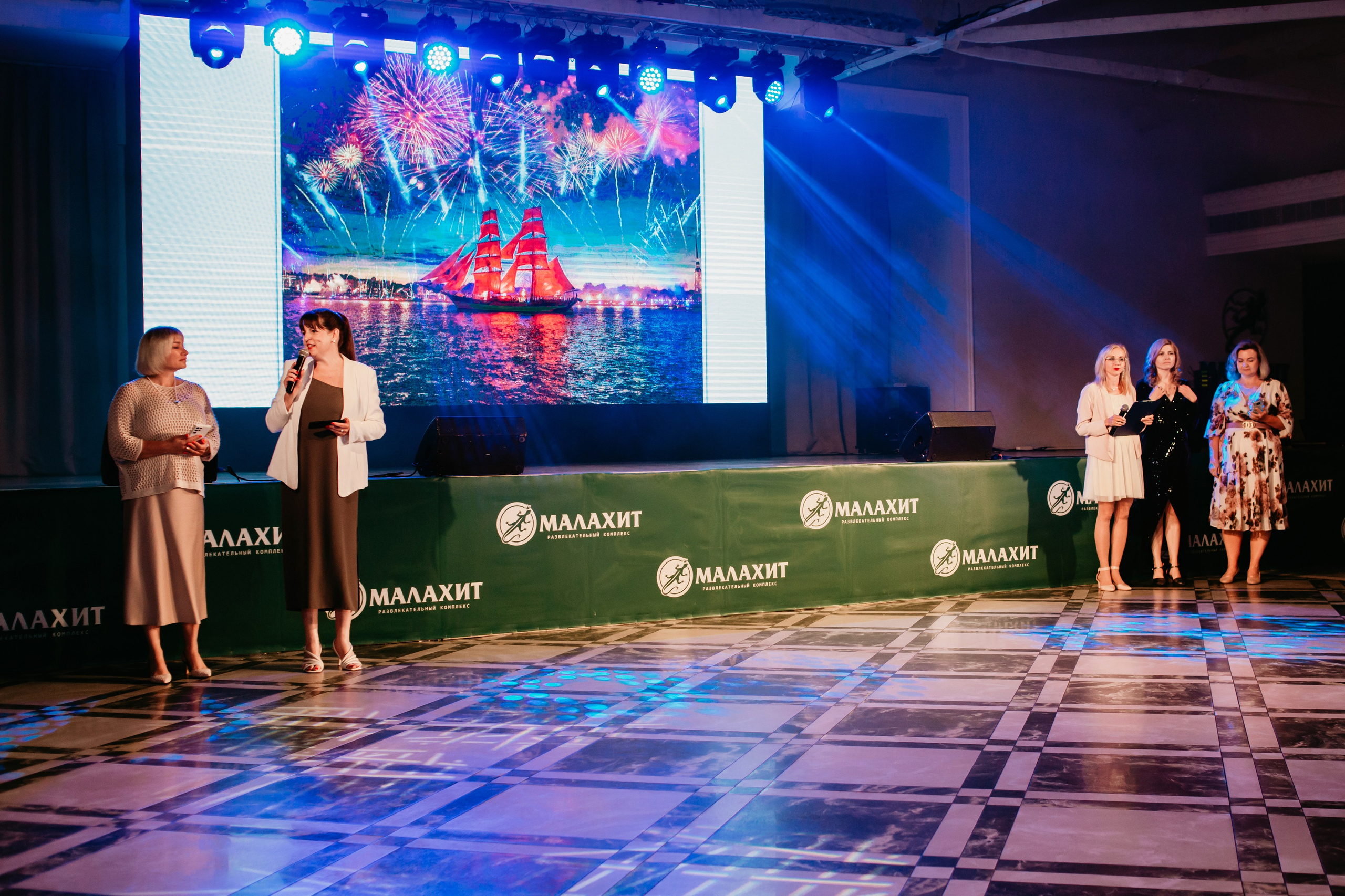 Выпускной 2025 (9класс) 124 школа. Фотограф в Челябинске Ополихина Анна