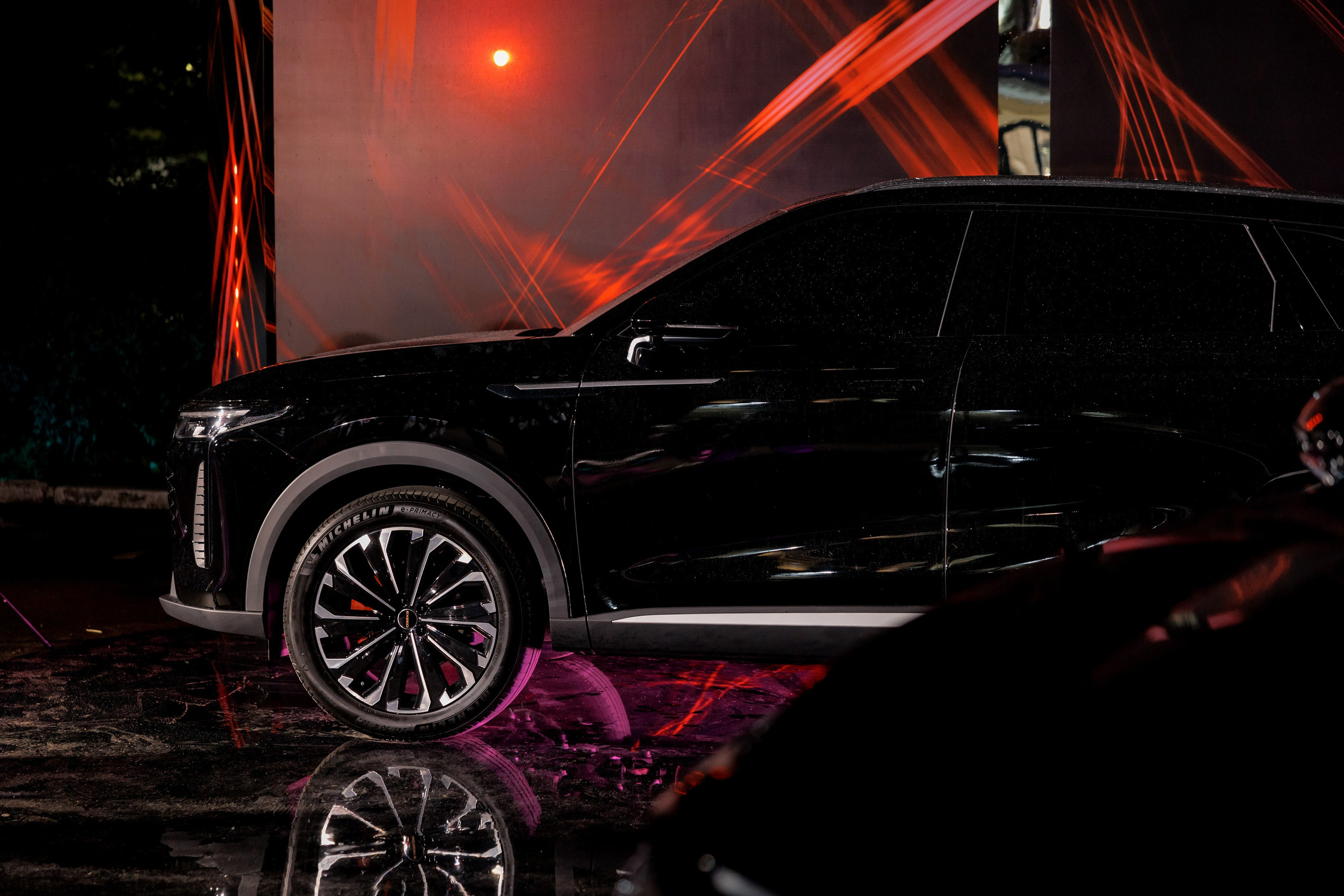 Презентация Exeed RX. Свадебный фотограф в Иркутске Сапаров Александр