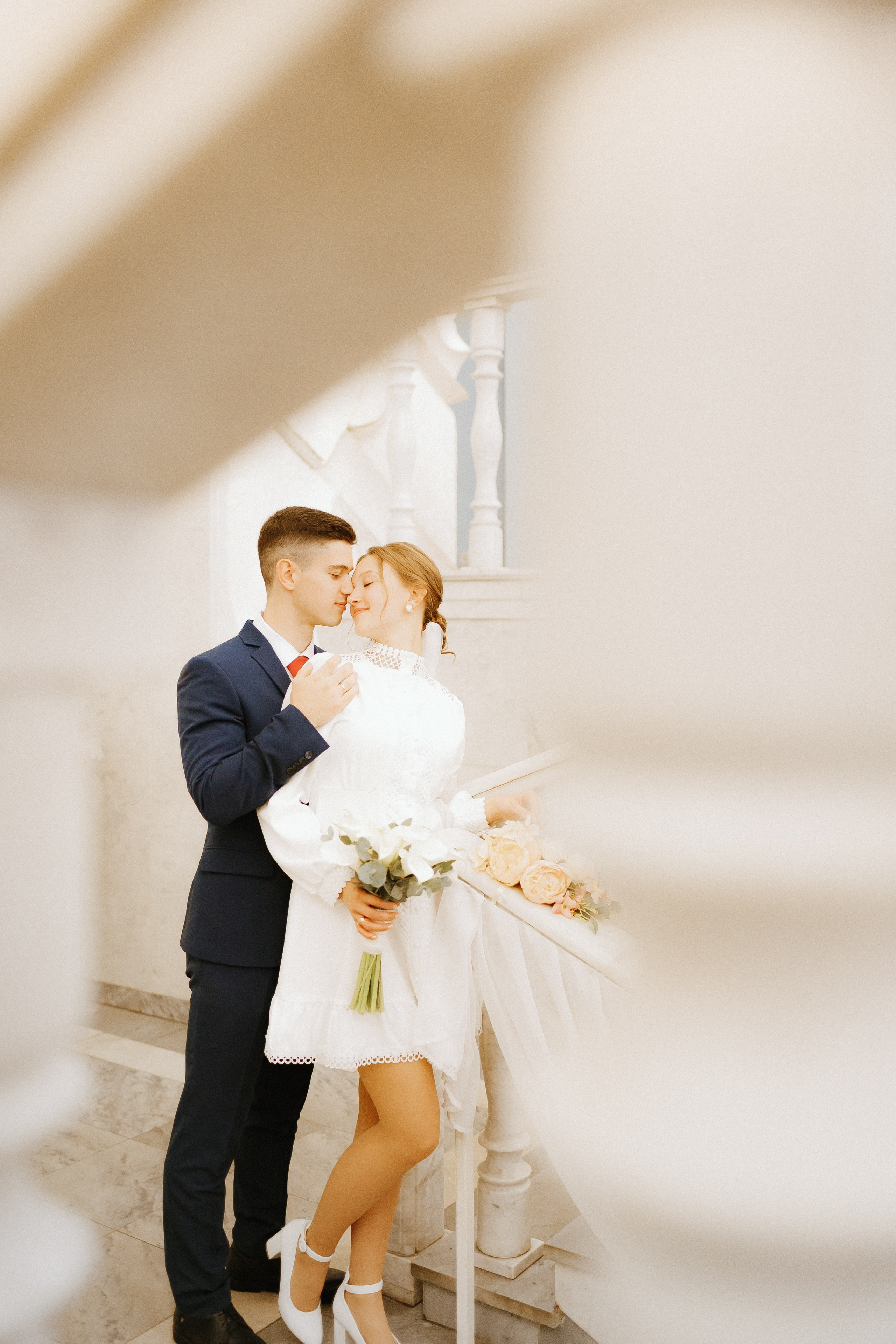 Съемка пары в осеннем городе и в студии. Свадебный и репортажный фотограф в Ярославле и Санкт-Петербурге Роман Микрюков