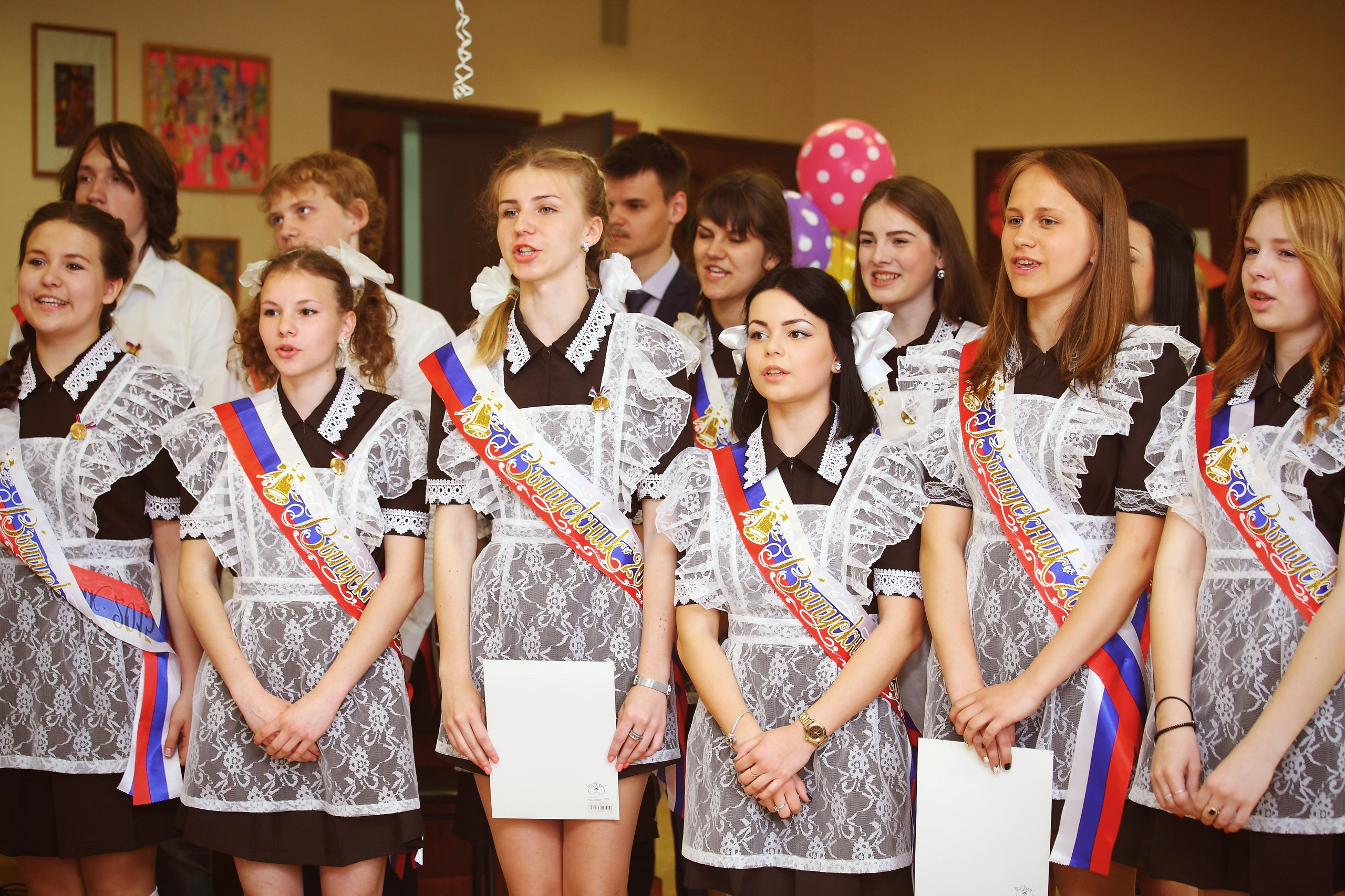 Портфолио фотографа на последний звонок. Свадебный и репортажный фотограф в Ярославле и Санкт-Петербурге Роман Микрюков