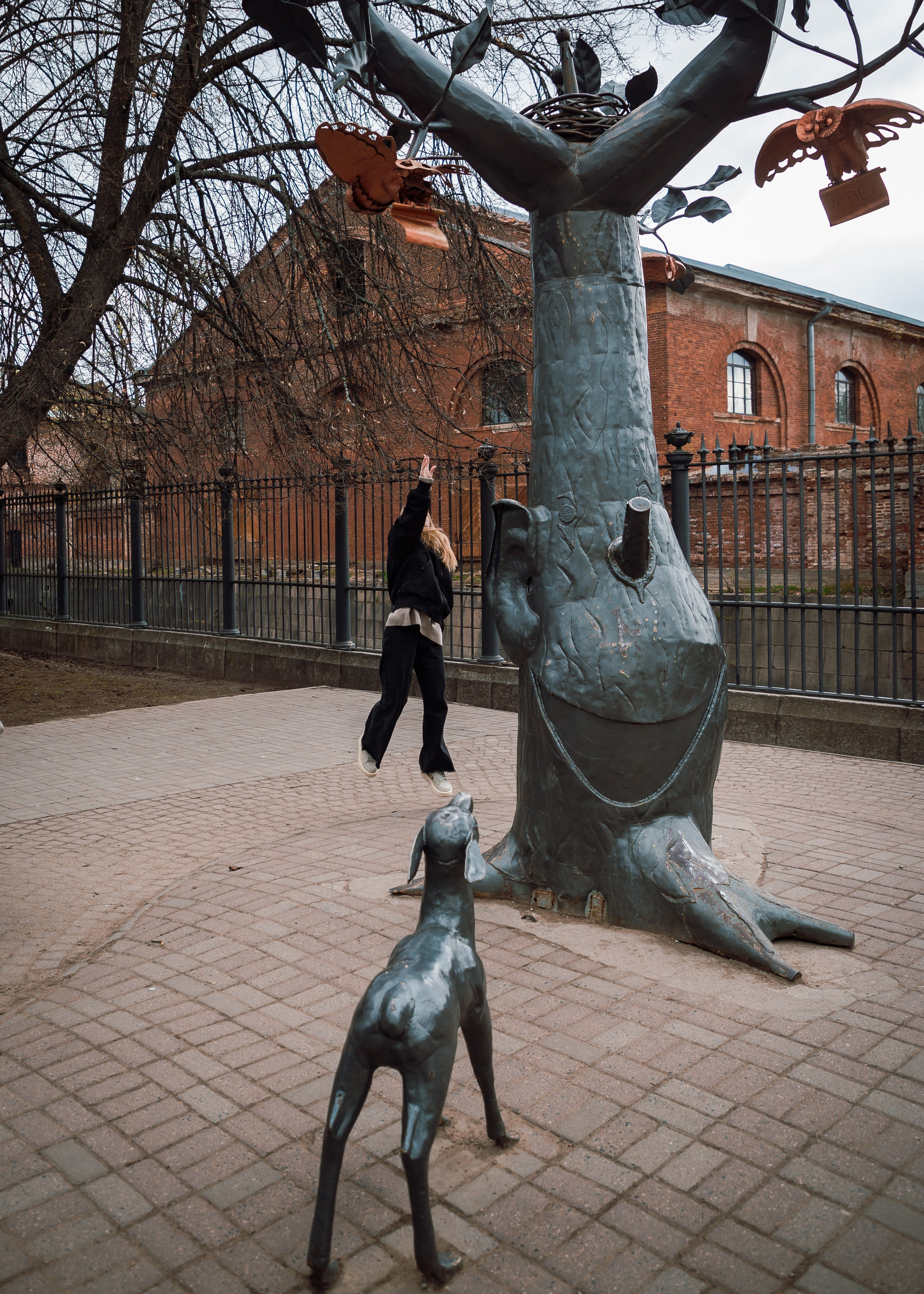 Экскурсия по Санкт-Петербургу с детским театром на льду «АЛЕКО » 11.05.2024. Репортажный фотограф в Москве