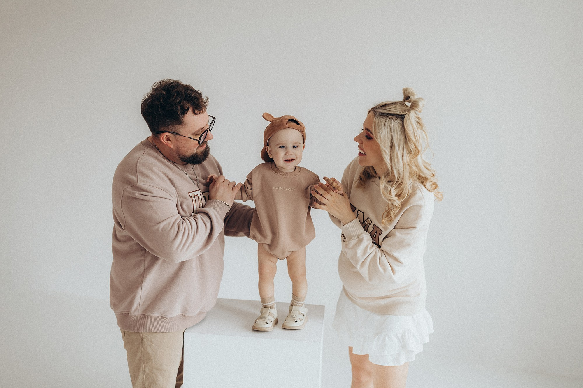 В ожидании сестрёнки. Семейный фотограф новорождённых в Серпухове Юлия Новикова +79637785957