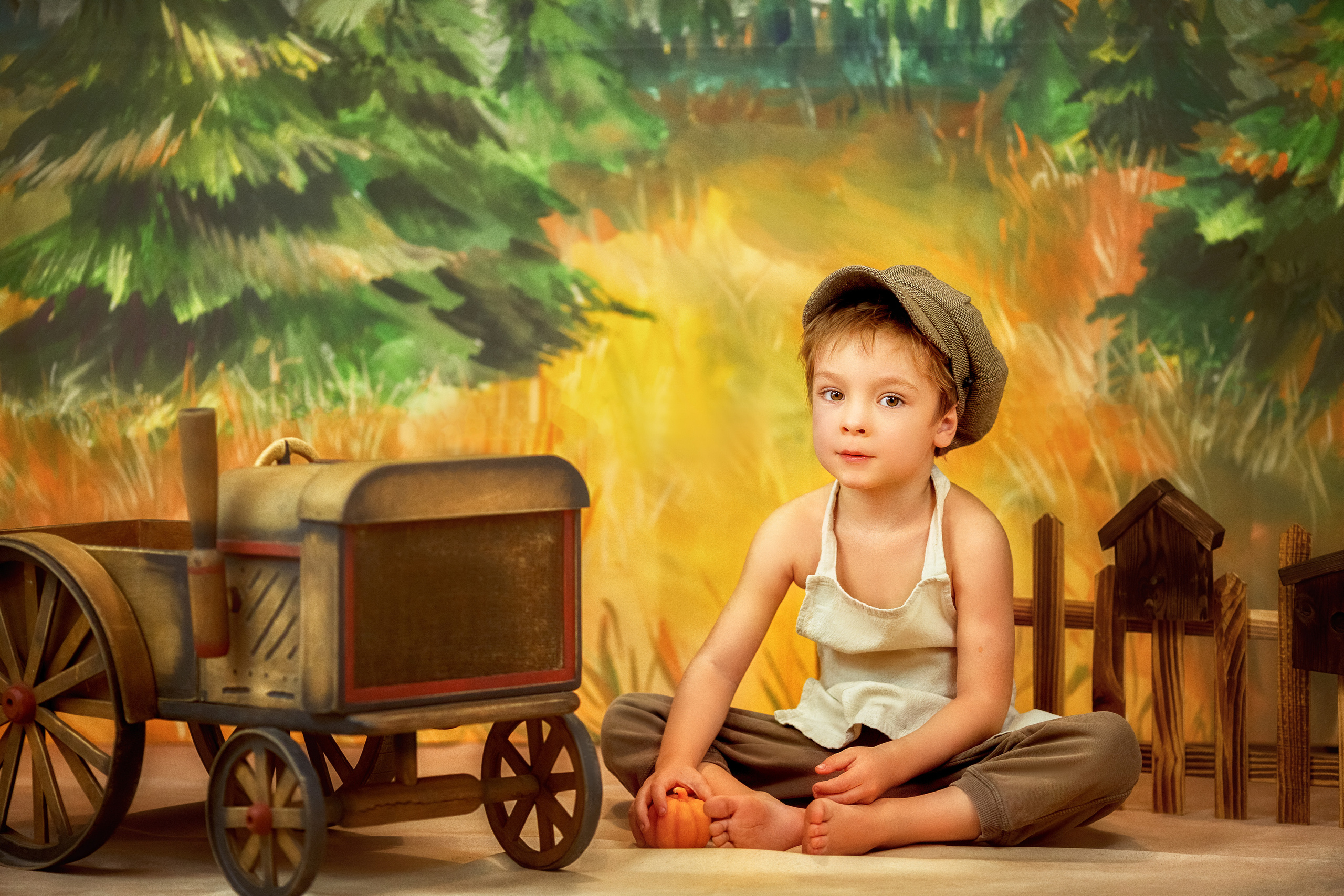 Осенняя съемка в студии для Миши. Семейный фотограф в Кургане