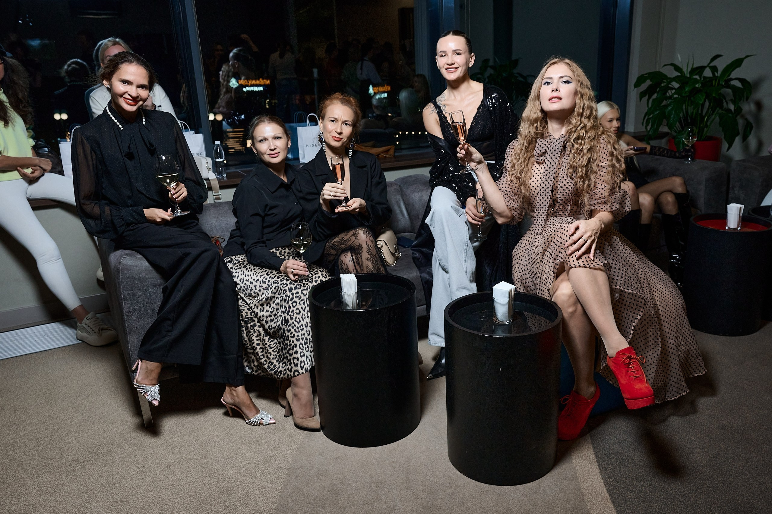 Sochi Fashion Week 2025. Гости. Дима Бабушкин. Фотограф. Подиум. Репортаж. Творчество. Дорого