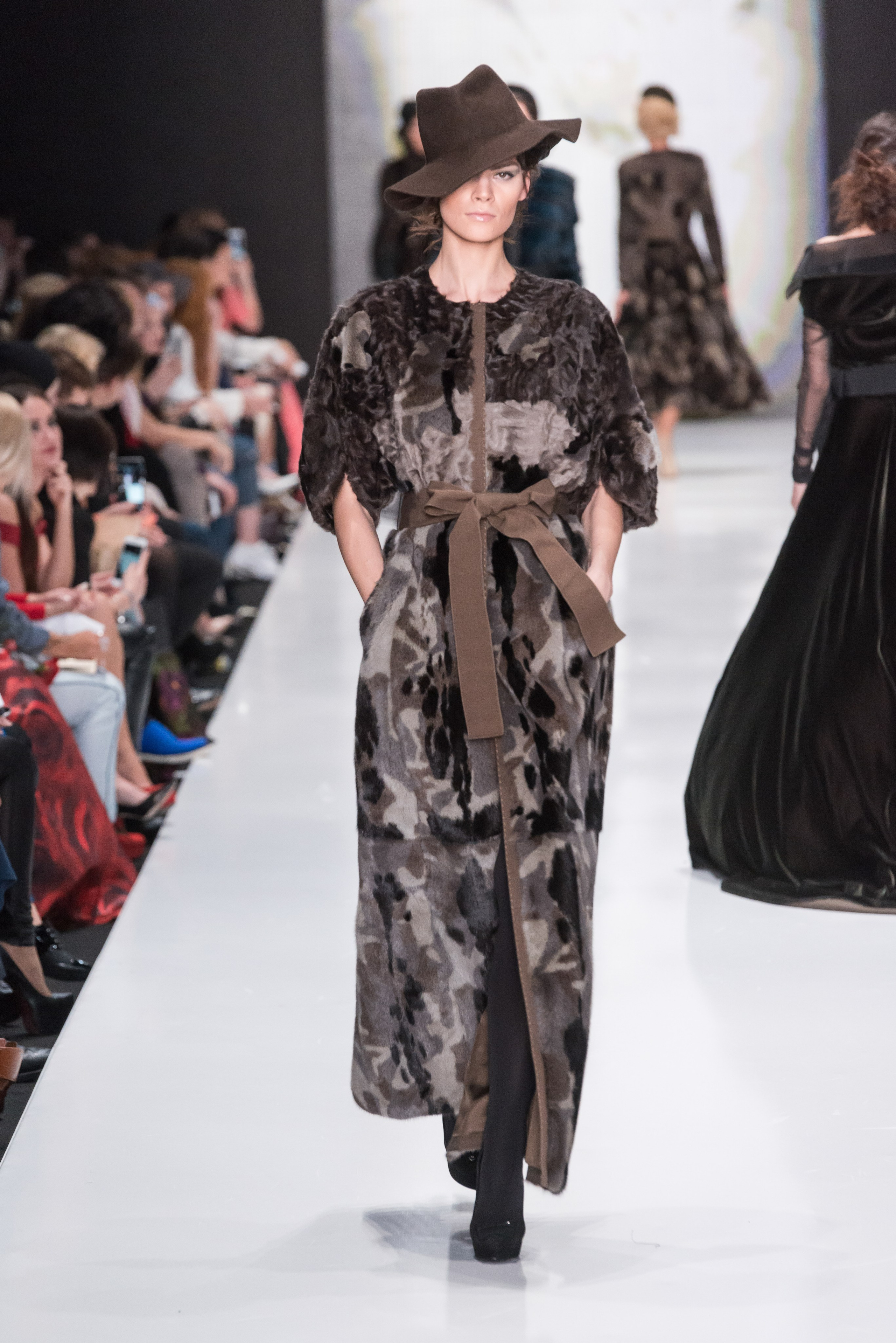 Igor Gulyaev. Mercedes-Benz Fashion Week Russia. 2015. Дима Бабушкин. Фотограф. Подиум. Репортаж. Творчество. Дорого