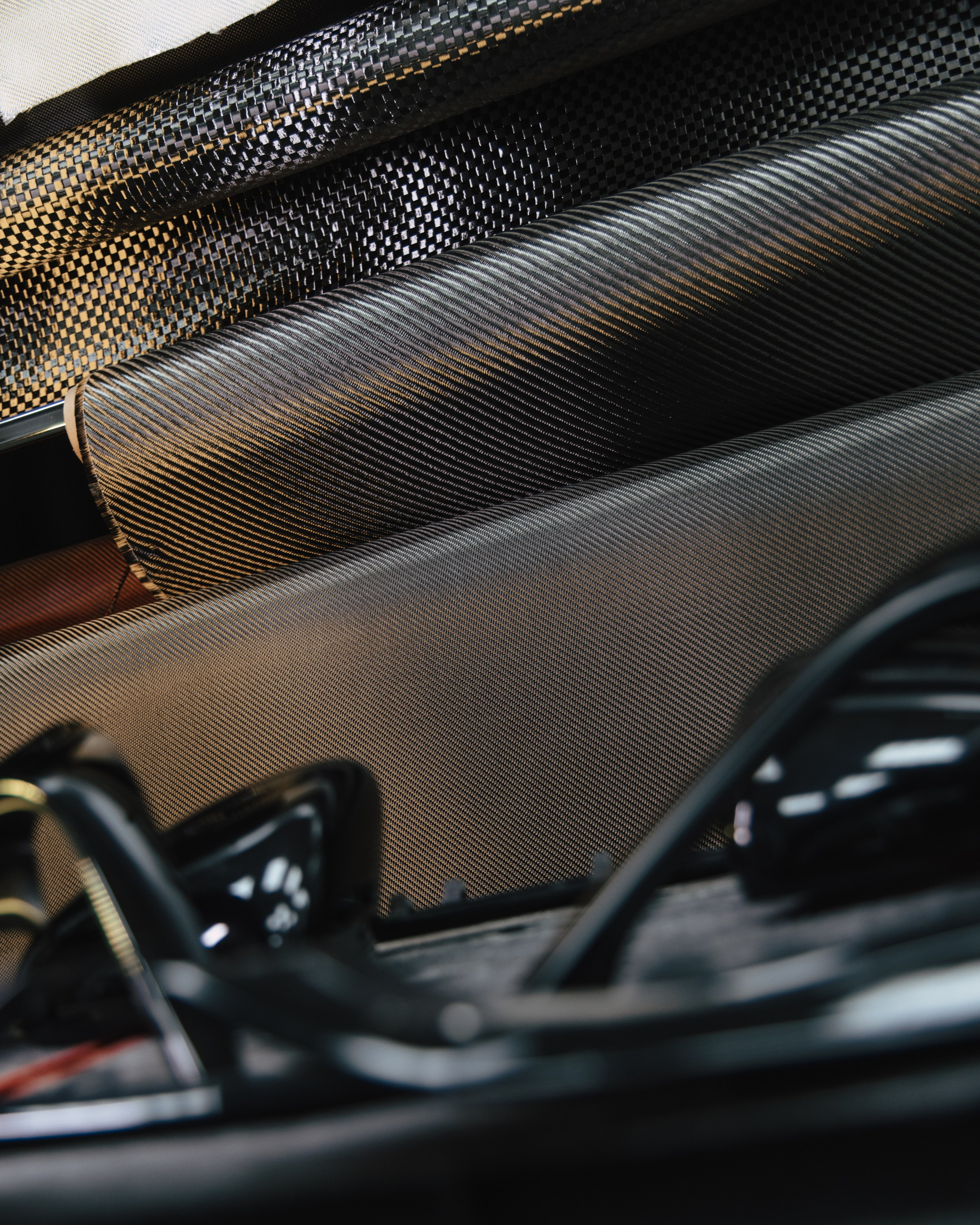 Mercedes SL63 amg классический карбон глянцевых элементов кузова. DeLorein