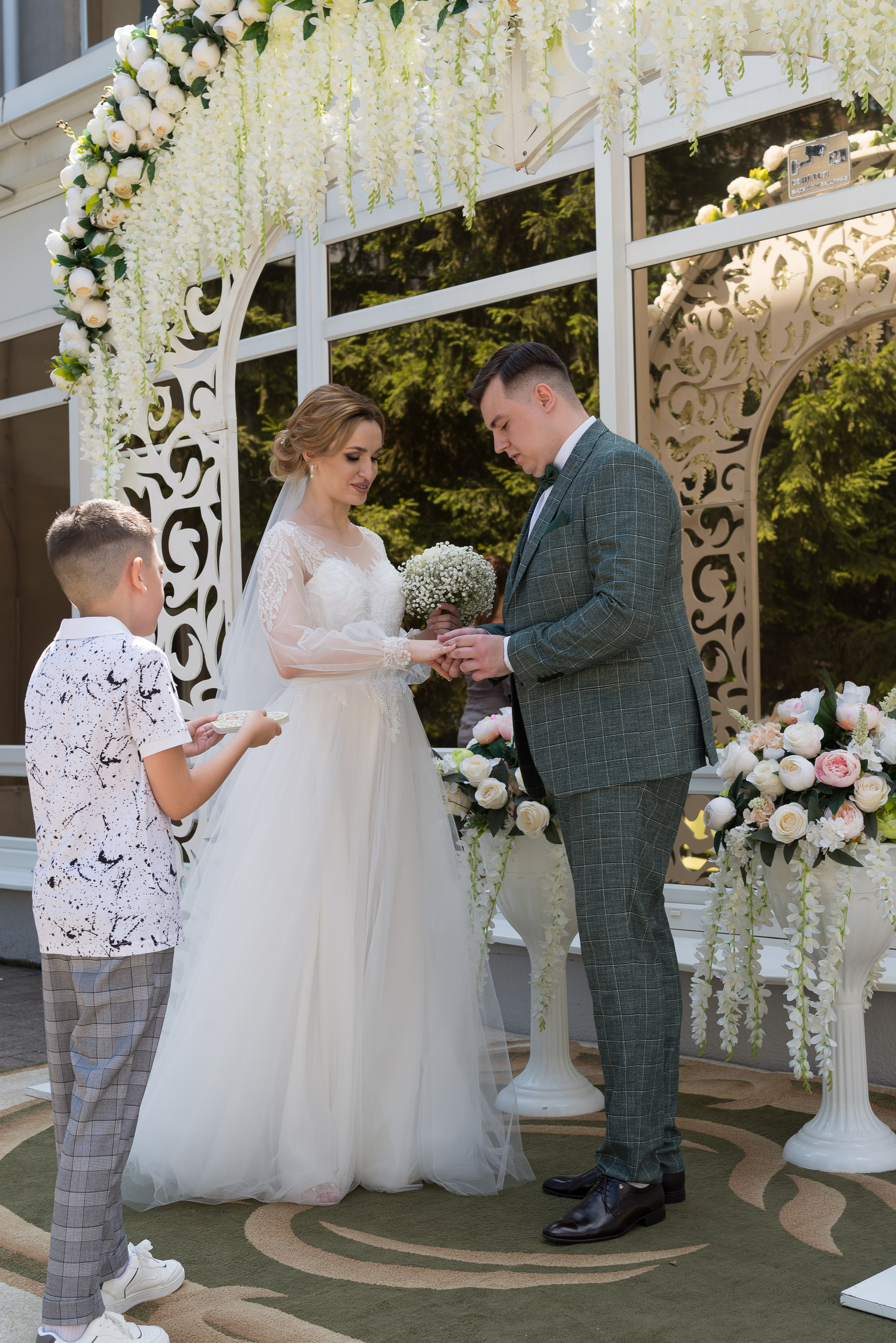 Фотограф Мария Жданова. Свадебная фотосъемка Губкин