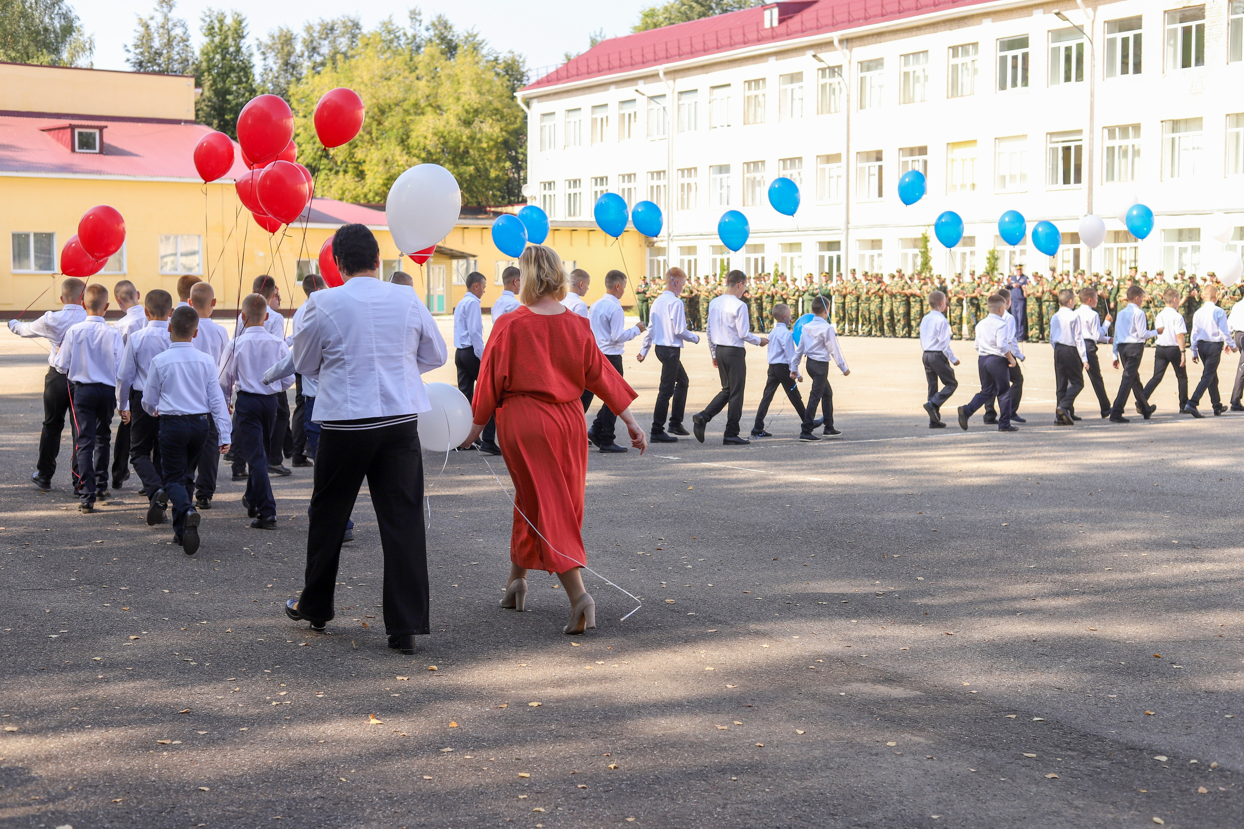 Поступление в учебное заведение. Выпускные альбомы, индивидуальные фотосессии в Костроме