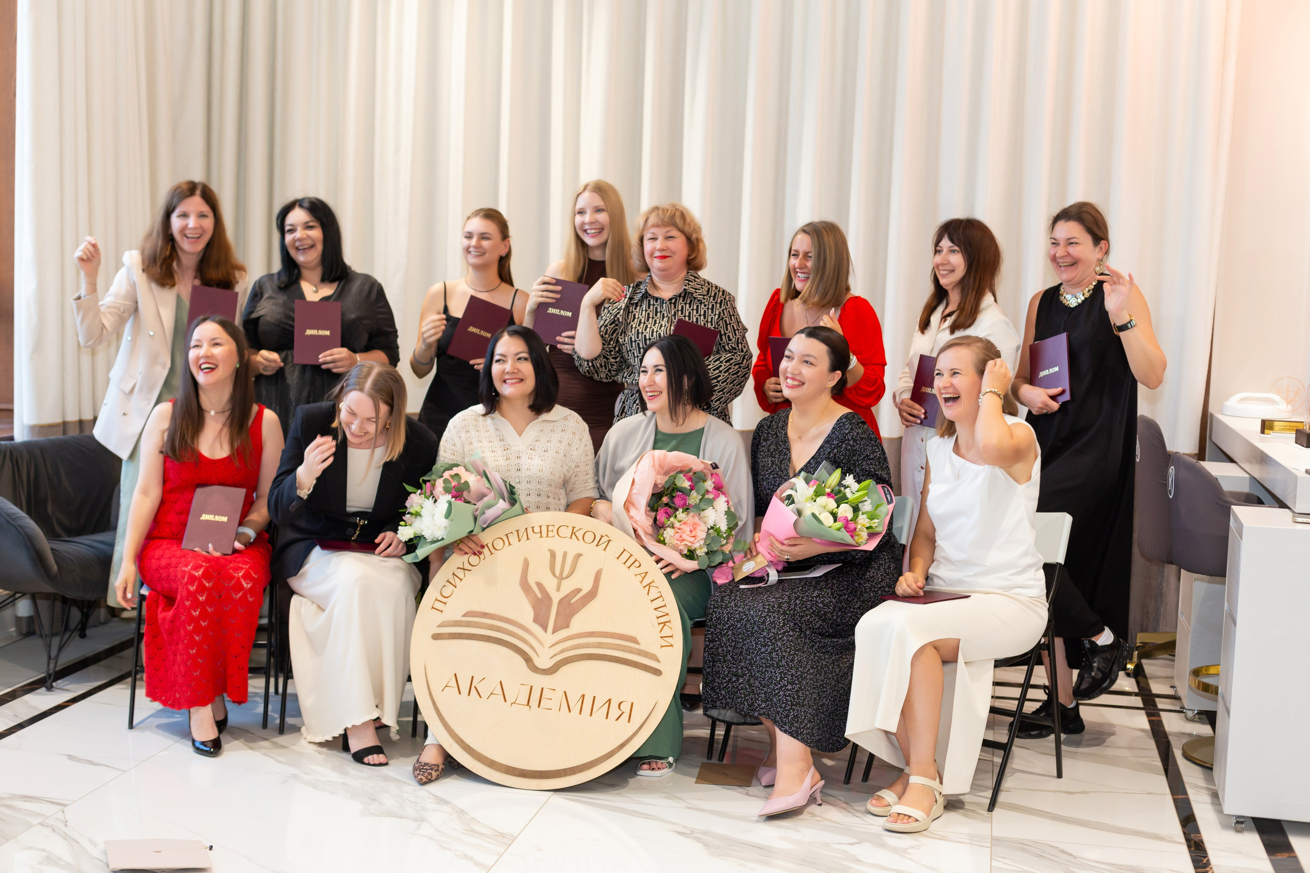 Выпускной курса психологов. Ирина Квасова | Фотограф в стиле VOGUE | Тюмень