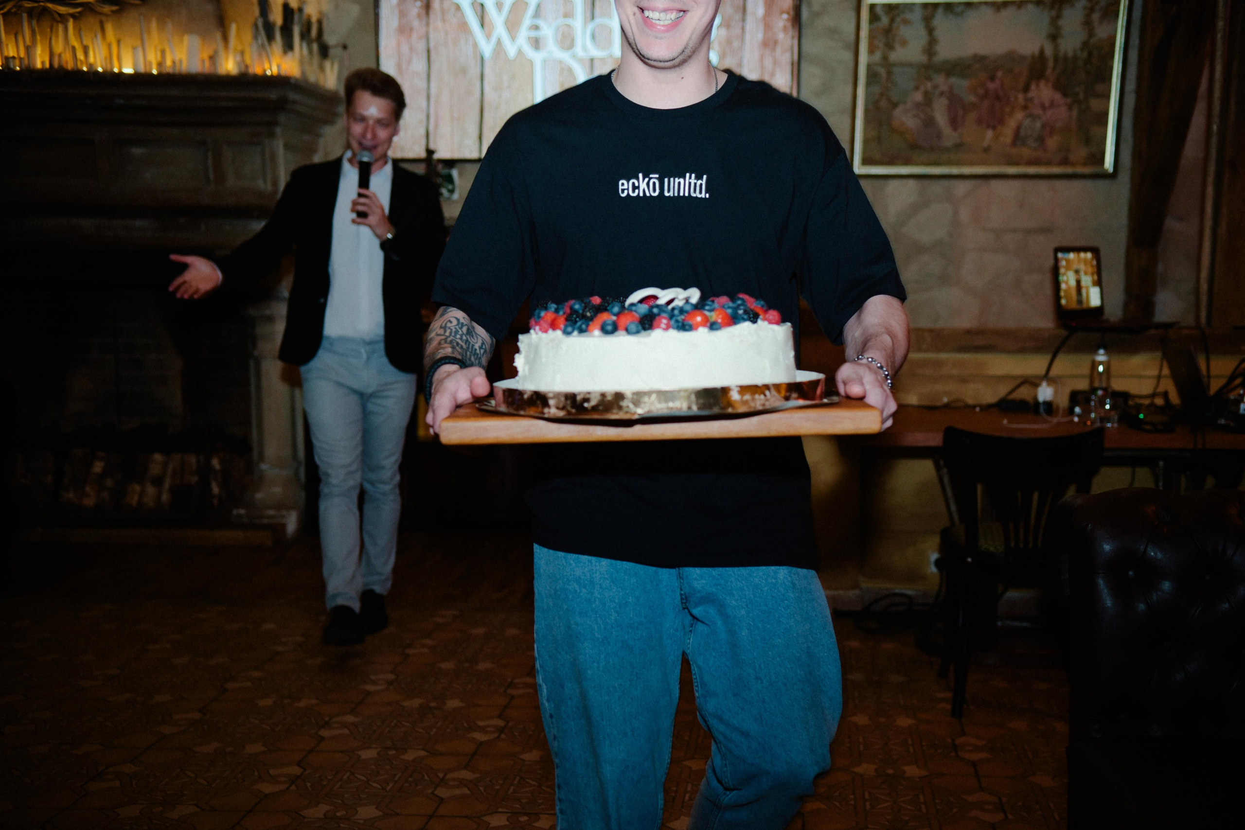 Иван и Надежда Свадебный День Ротонда Дома Клюевых. Фотограф Лола Волна, город Москва