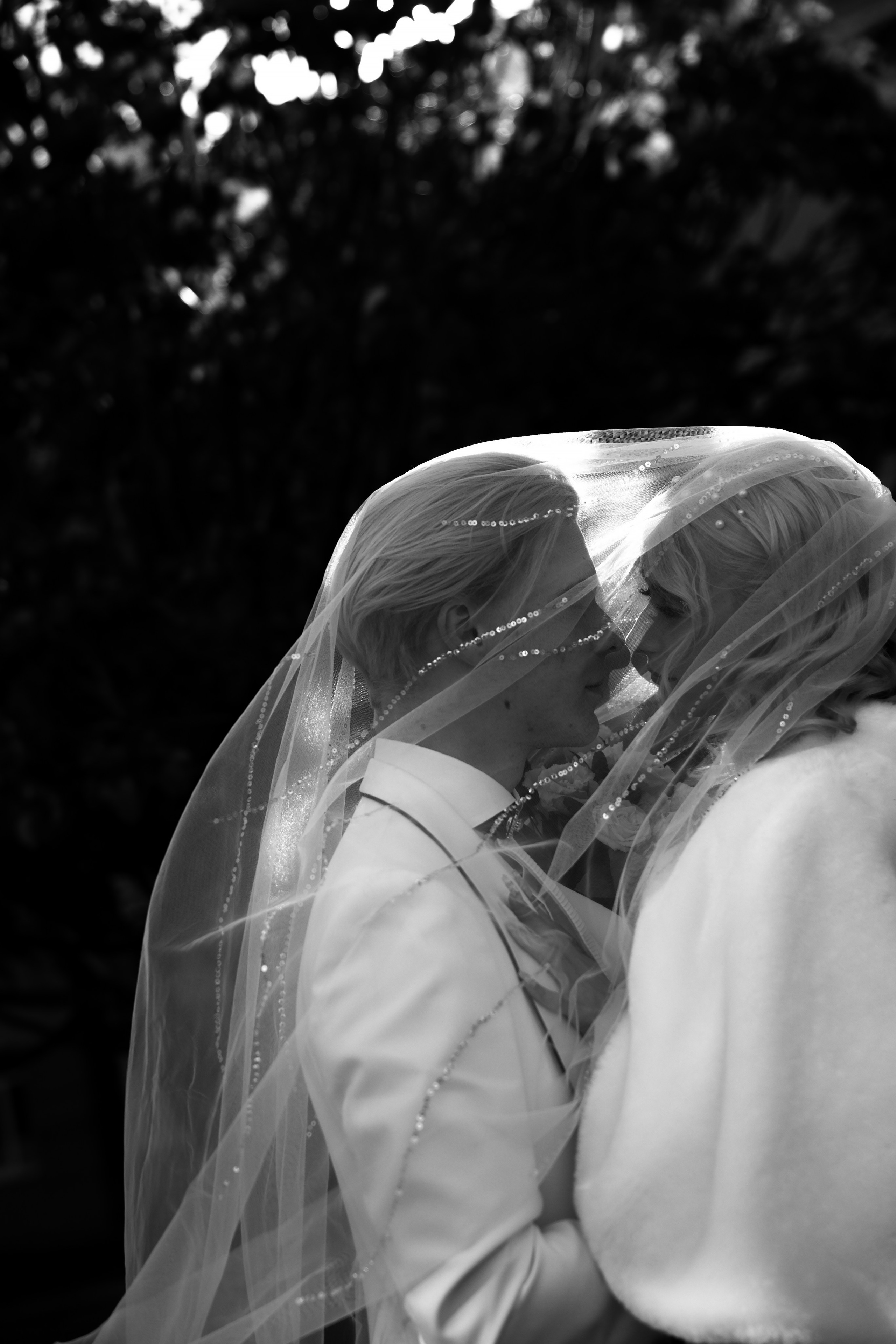 Сказочная свадебная прогулка. Свадебный фотограф Краснодар Ставрополь Ростов на дону