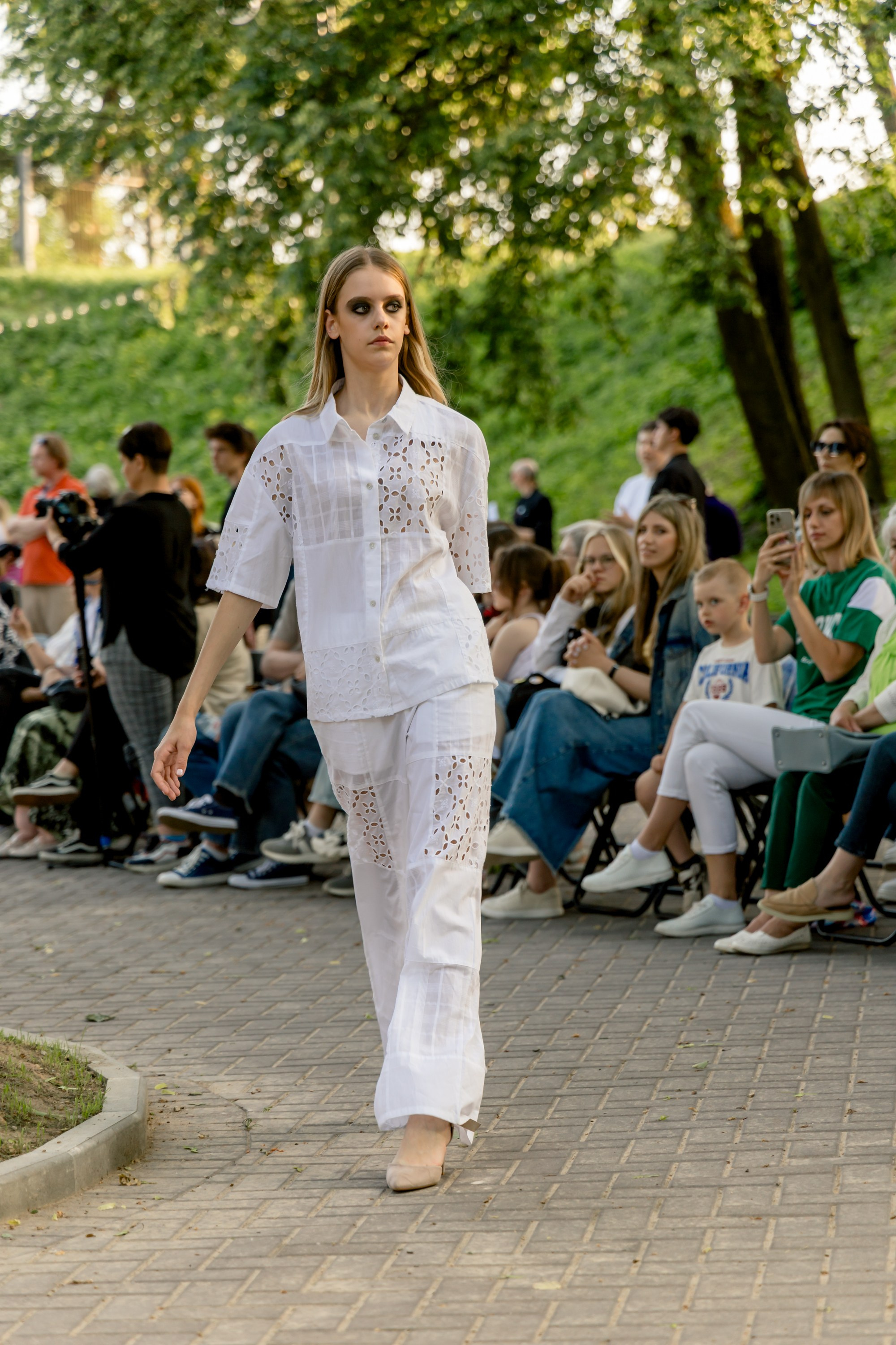 Smolensk Fashion Week 2025_показы_ДЕНЬ 1_ВЕЧЕРНИЙ ПОКАЗ_19:00. Главная