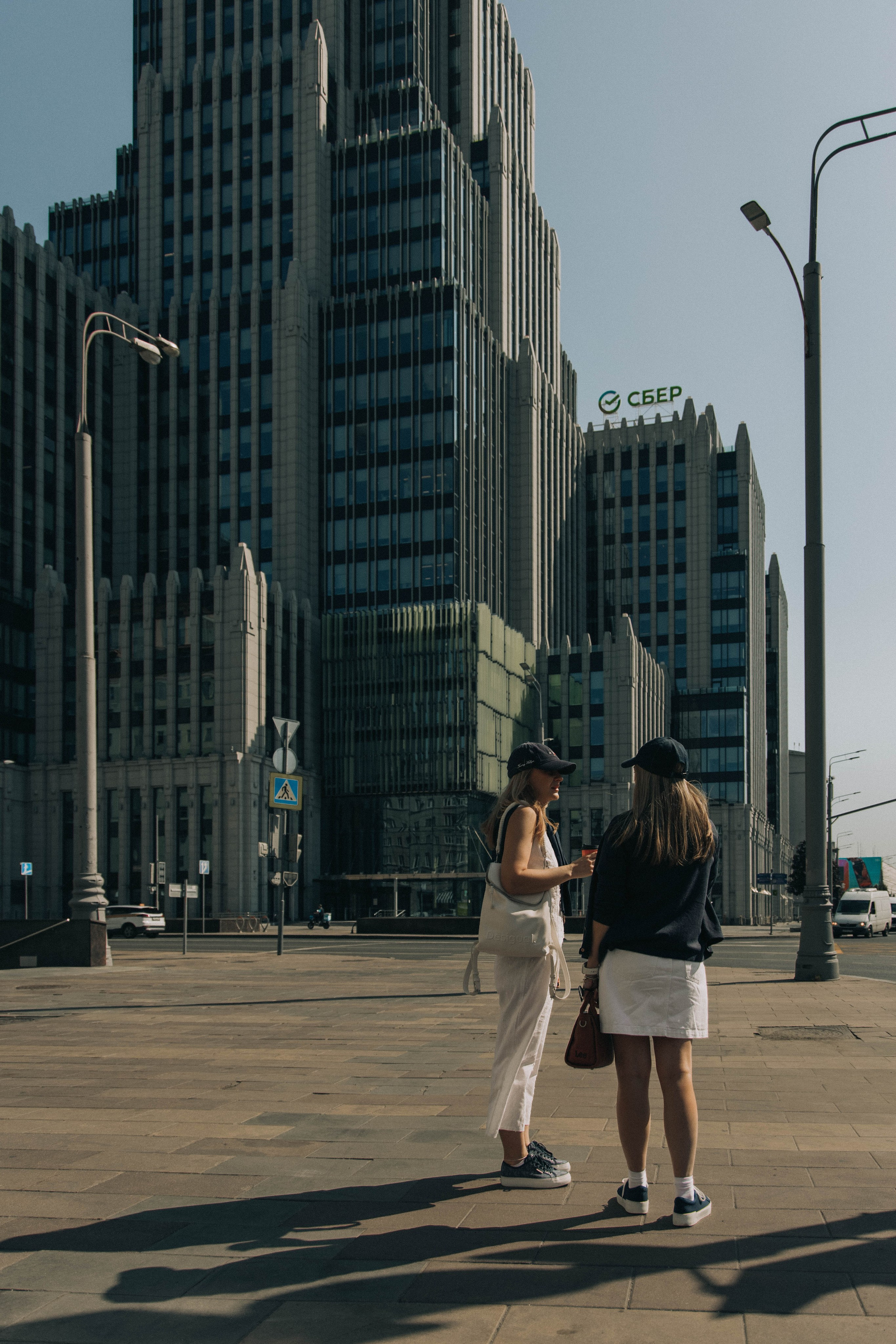 Прогулка Лиза и Марина. Фотограф lifestylе в Москве Пшеничная Анастасия