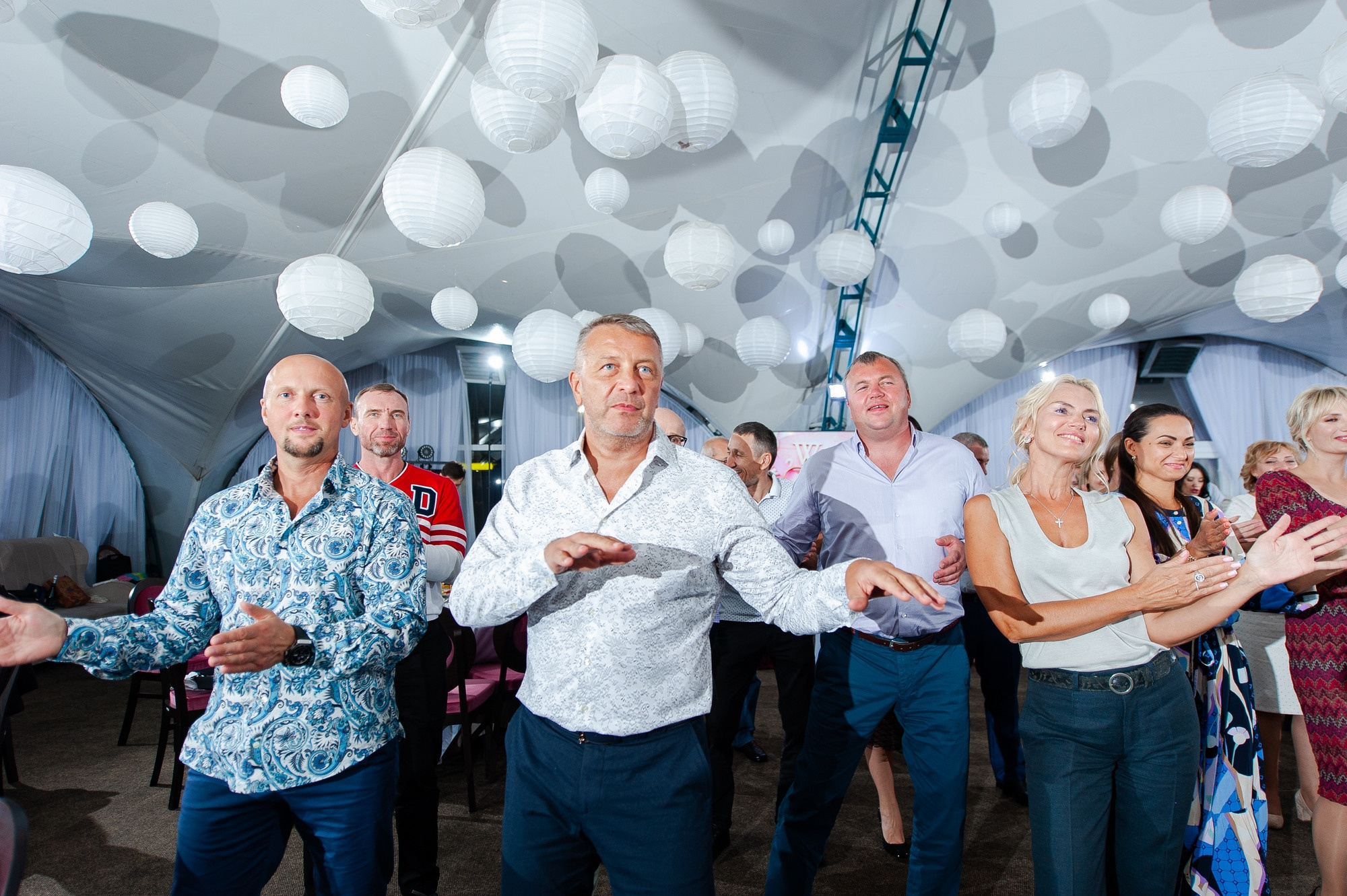 Банкет в шатре Шато. Свадебный и семейный фотограф в Омске Мормулев Михаил