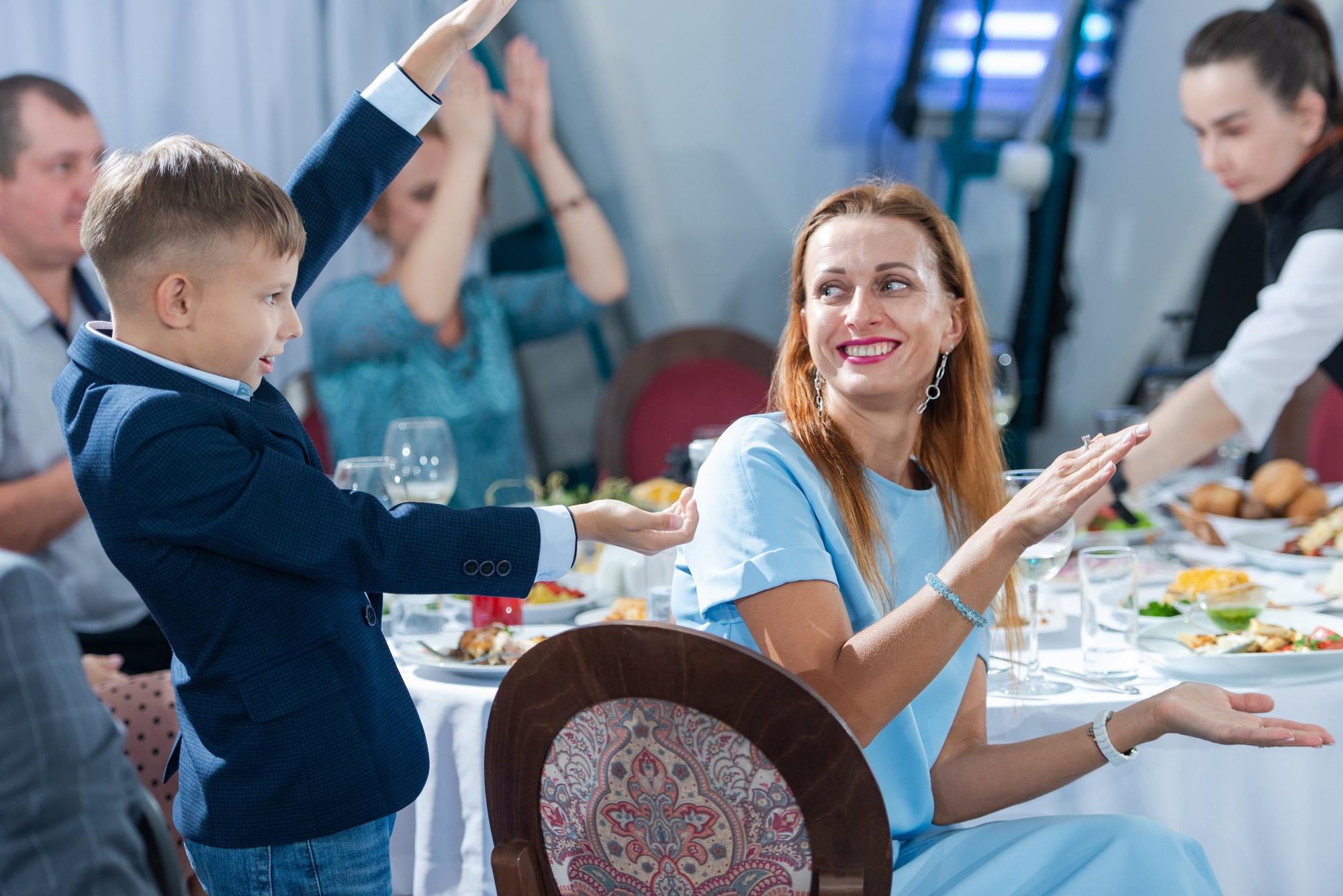 Банкет в шатре Шато. Свадебный и семейный фотограф в Омске Мормулев Михаил